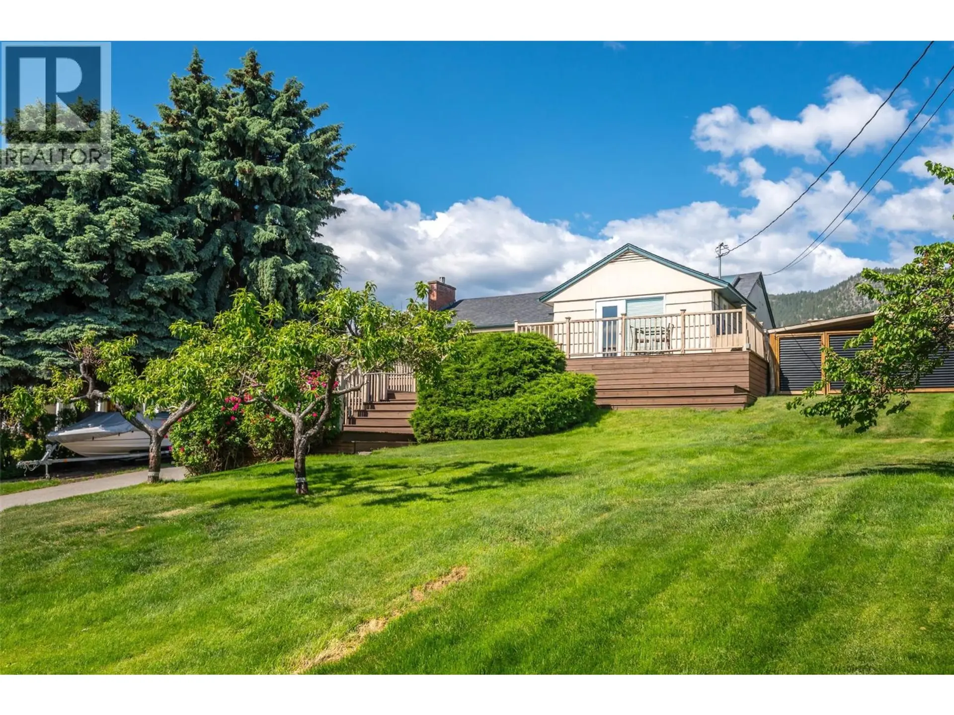 Property at 808 Vedette Drive, Penticton, BC