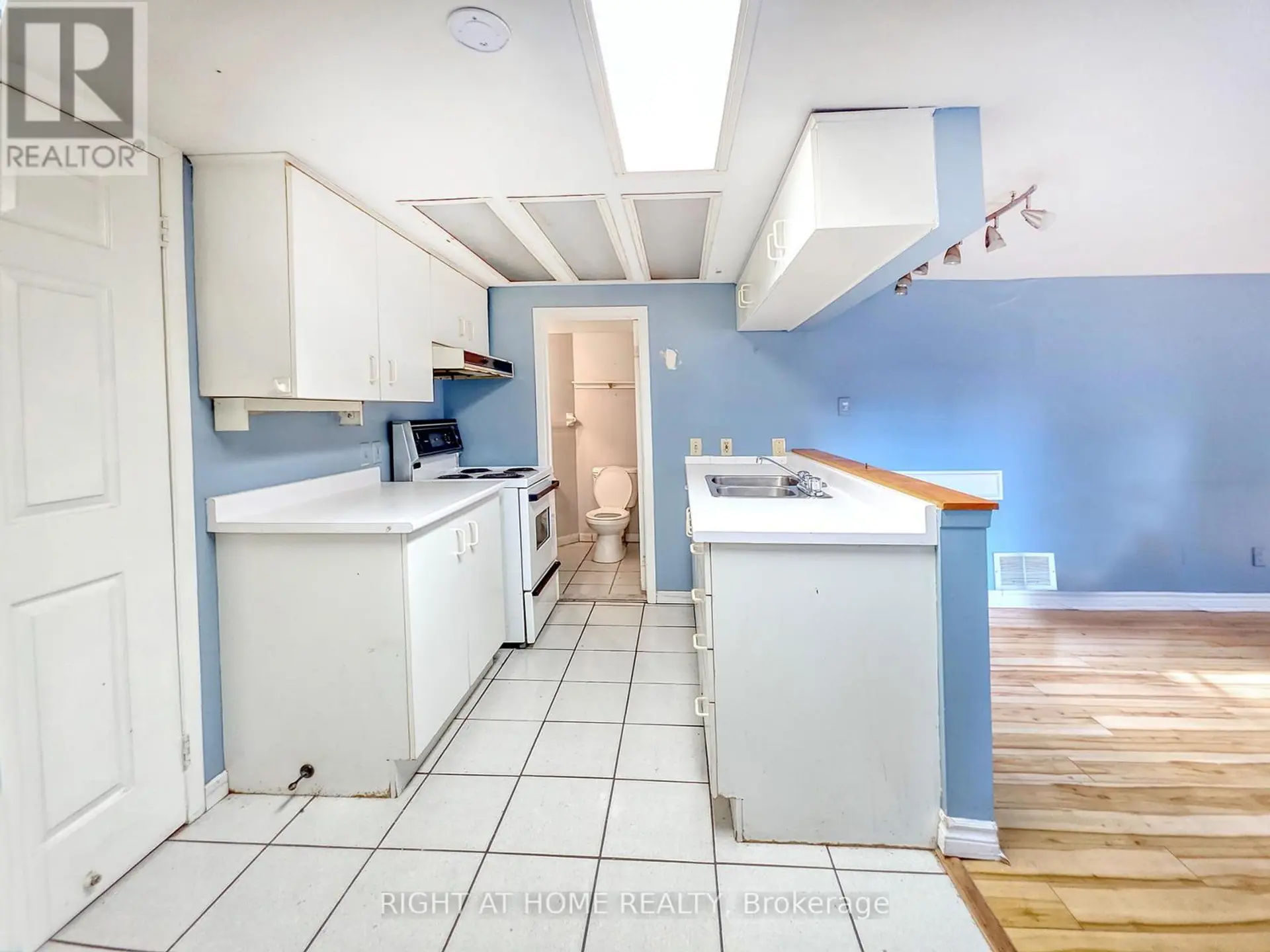 9 ROGERS ROAD - Image 12