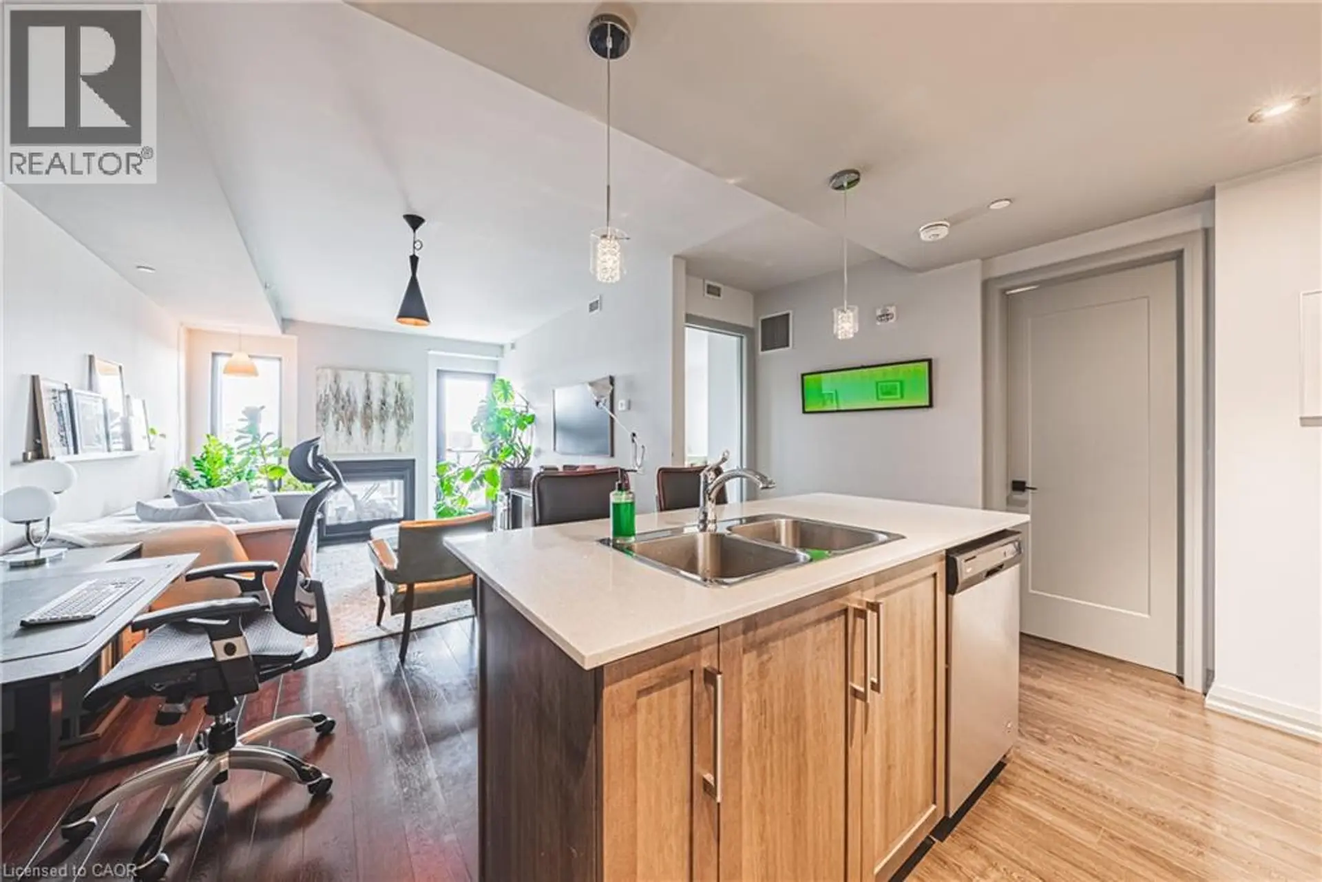 #503 181 JAMES STREET N - Image 8