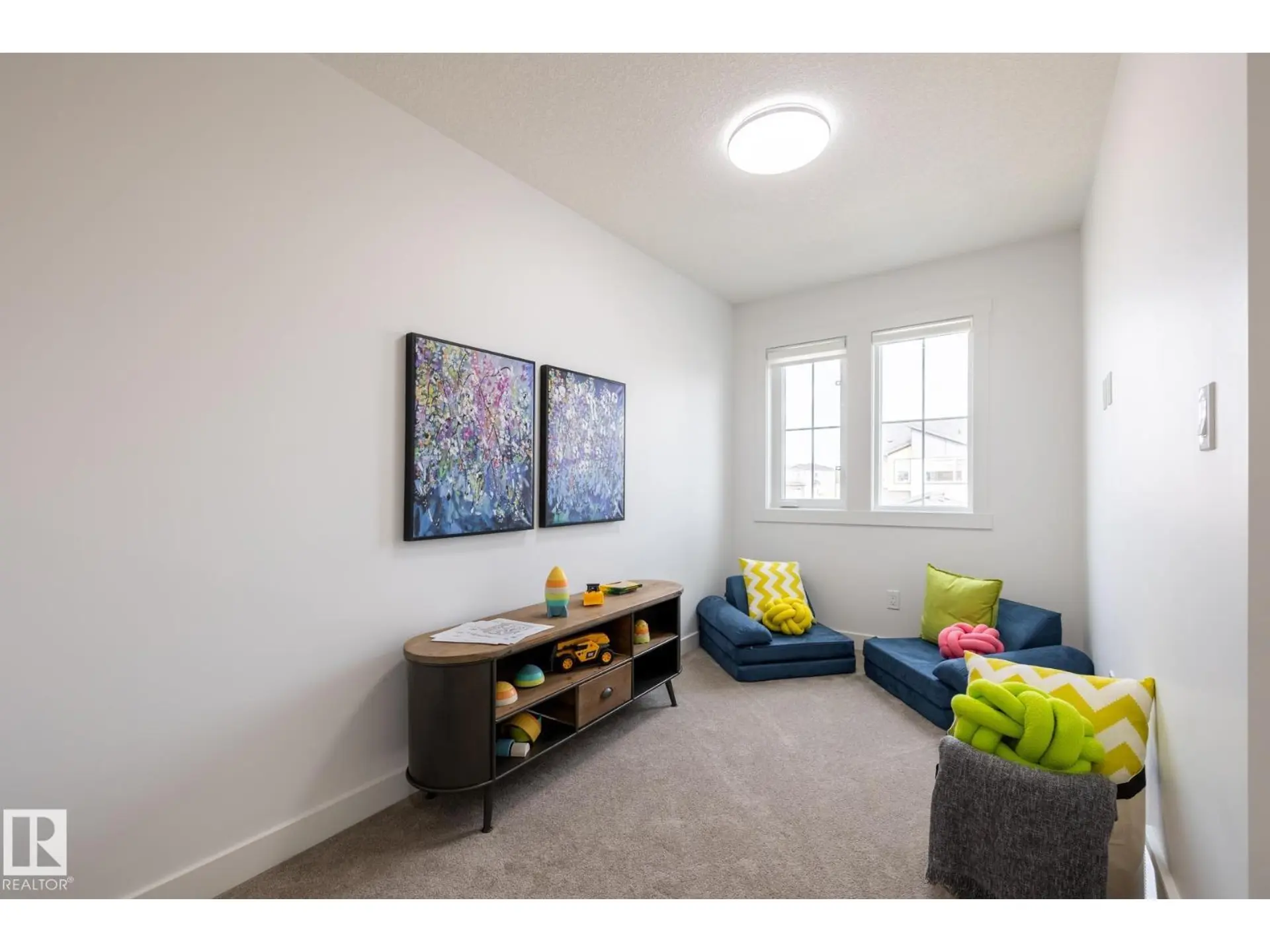 20818 15A AV NW - Image 11