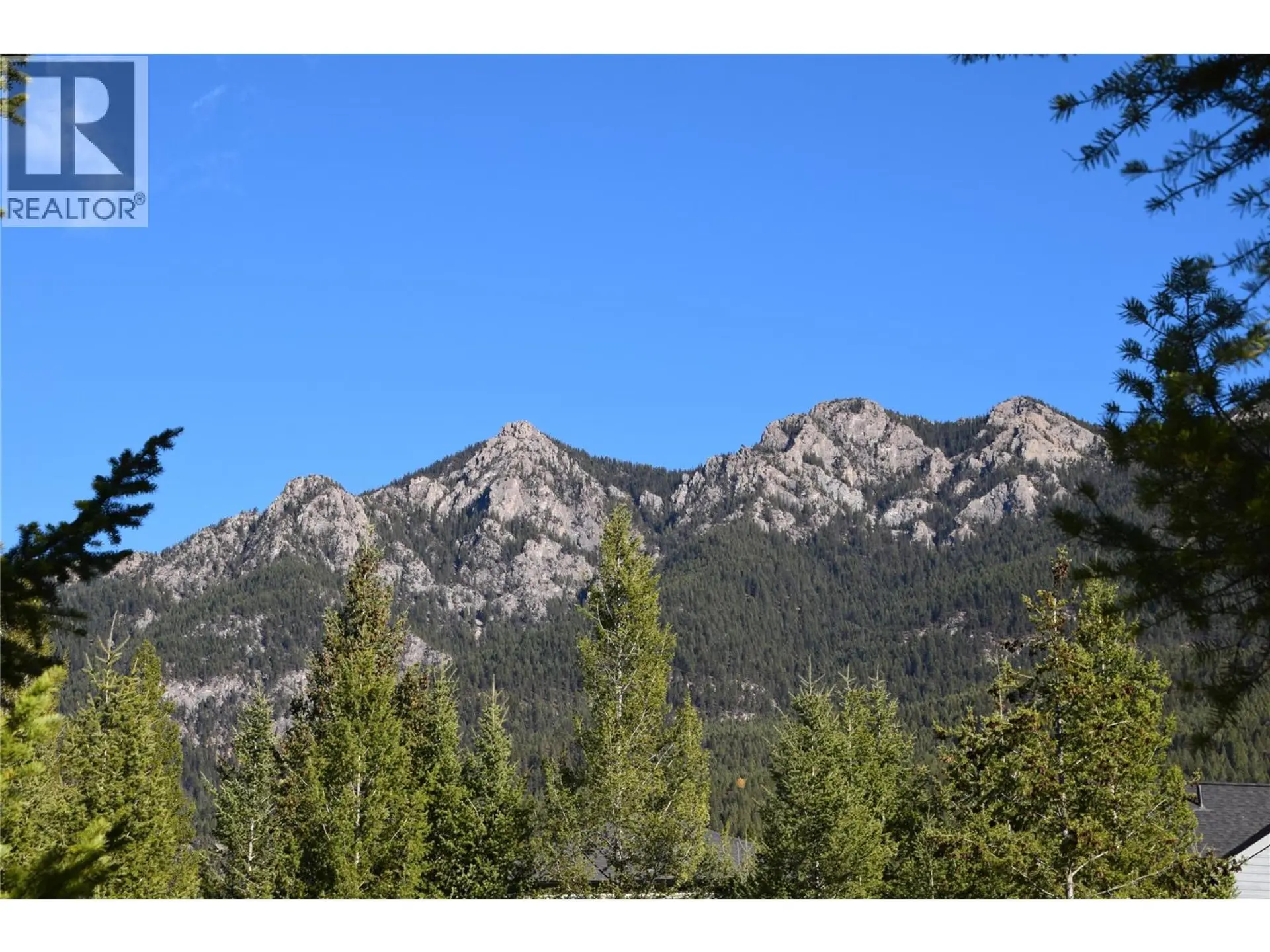 Property at 4962 SADDLEWOOD LANE, Radium Hot Springs, BC
