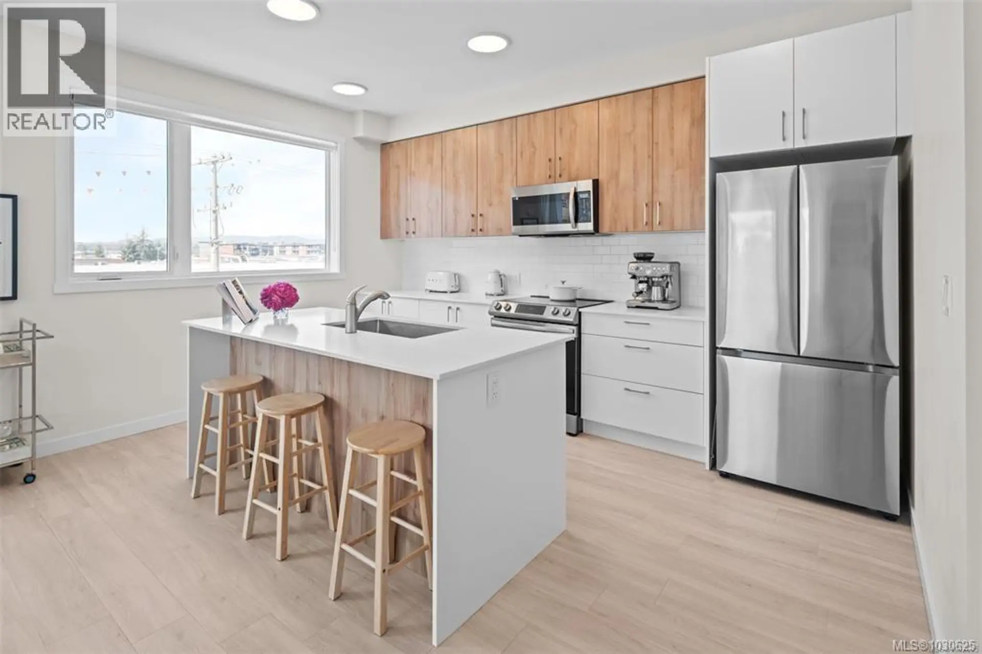 Property at #301 842 ORONO AVE, Langford, BC