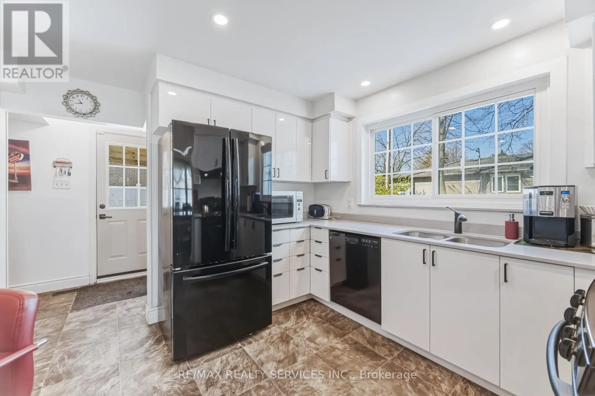 15 BRAEMAR DRIVE - Image 5