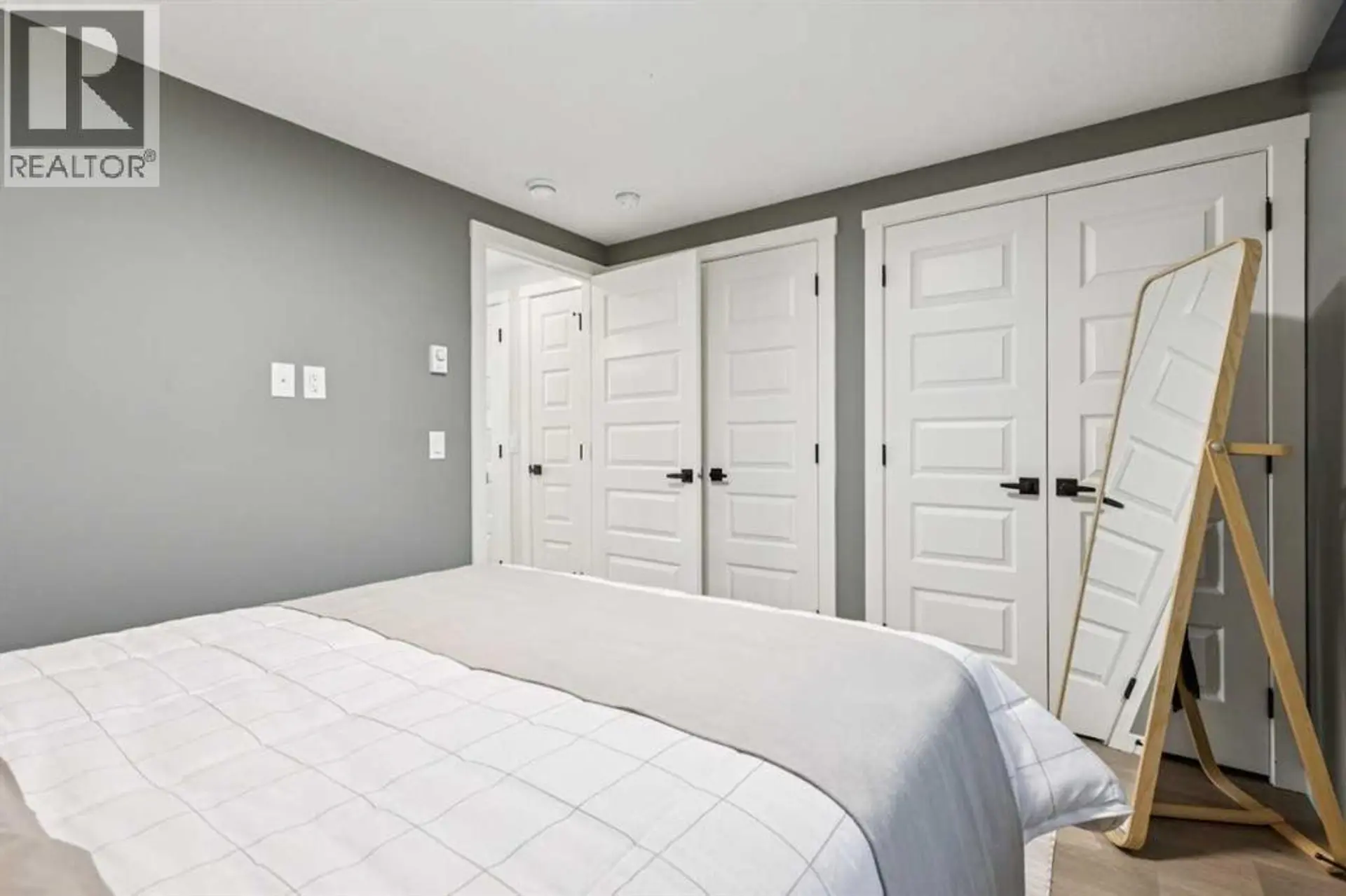 #114 63 Belmont Passage - Image 14