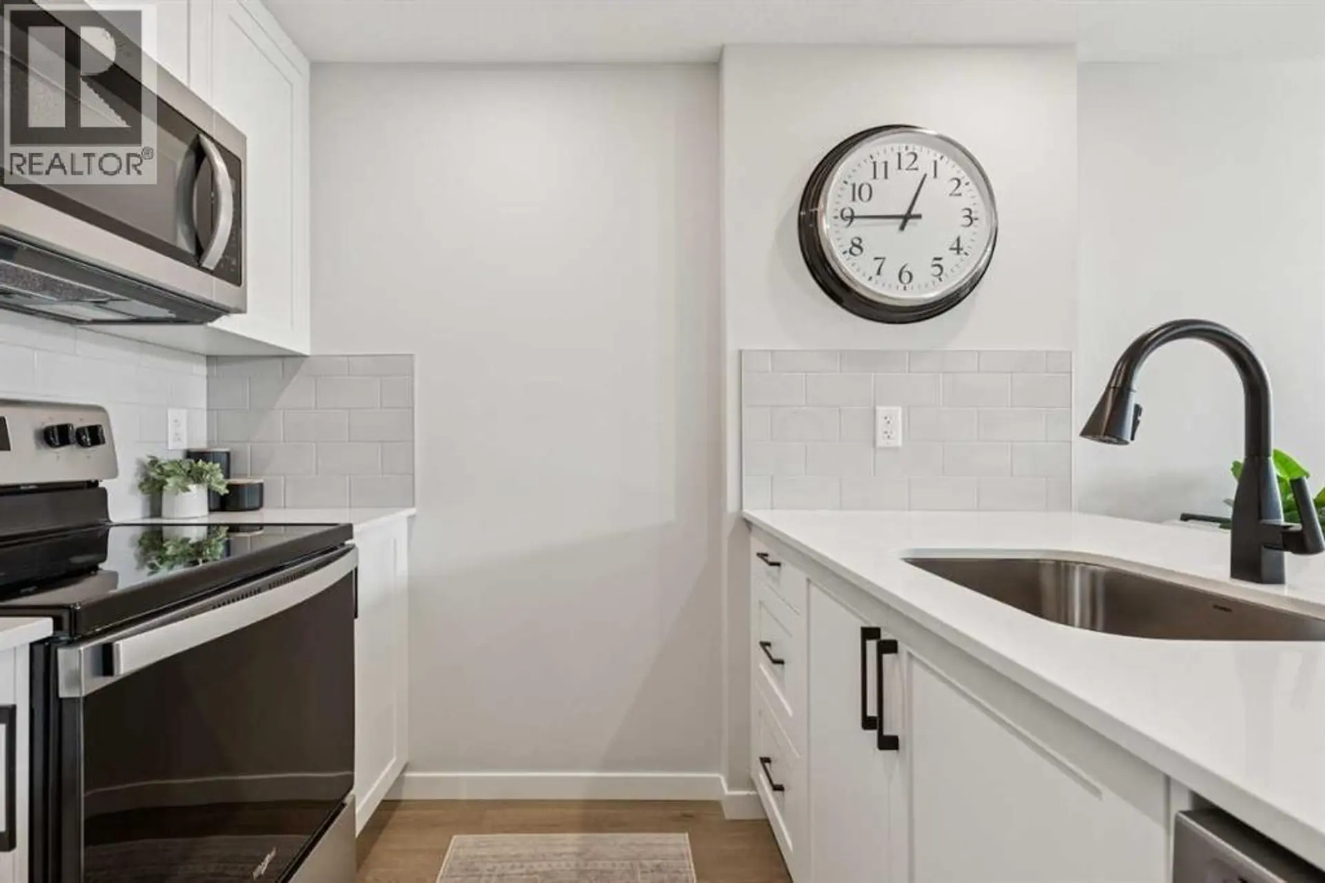 #114 63 Belmont Passage - Image 9