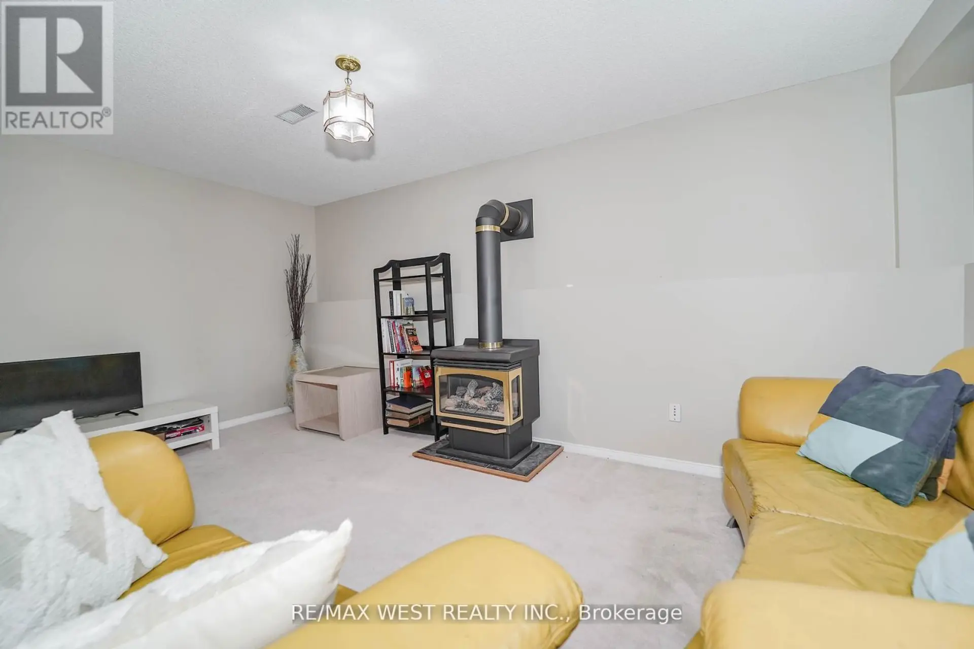 1976 EDENWOOD DRIVE - Image 10