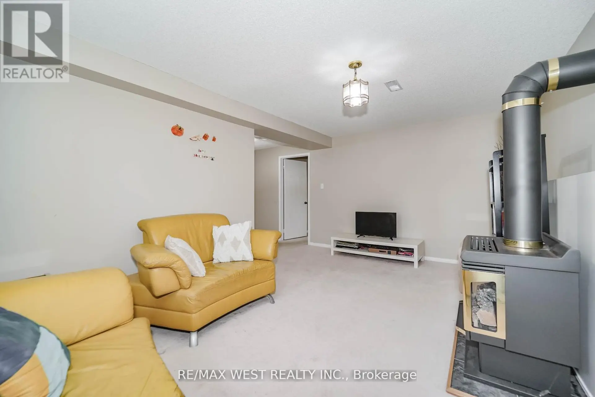 1976 EDENWOOD DRIVE - Image 9