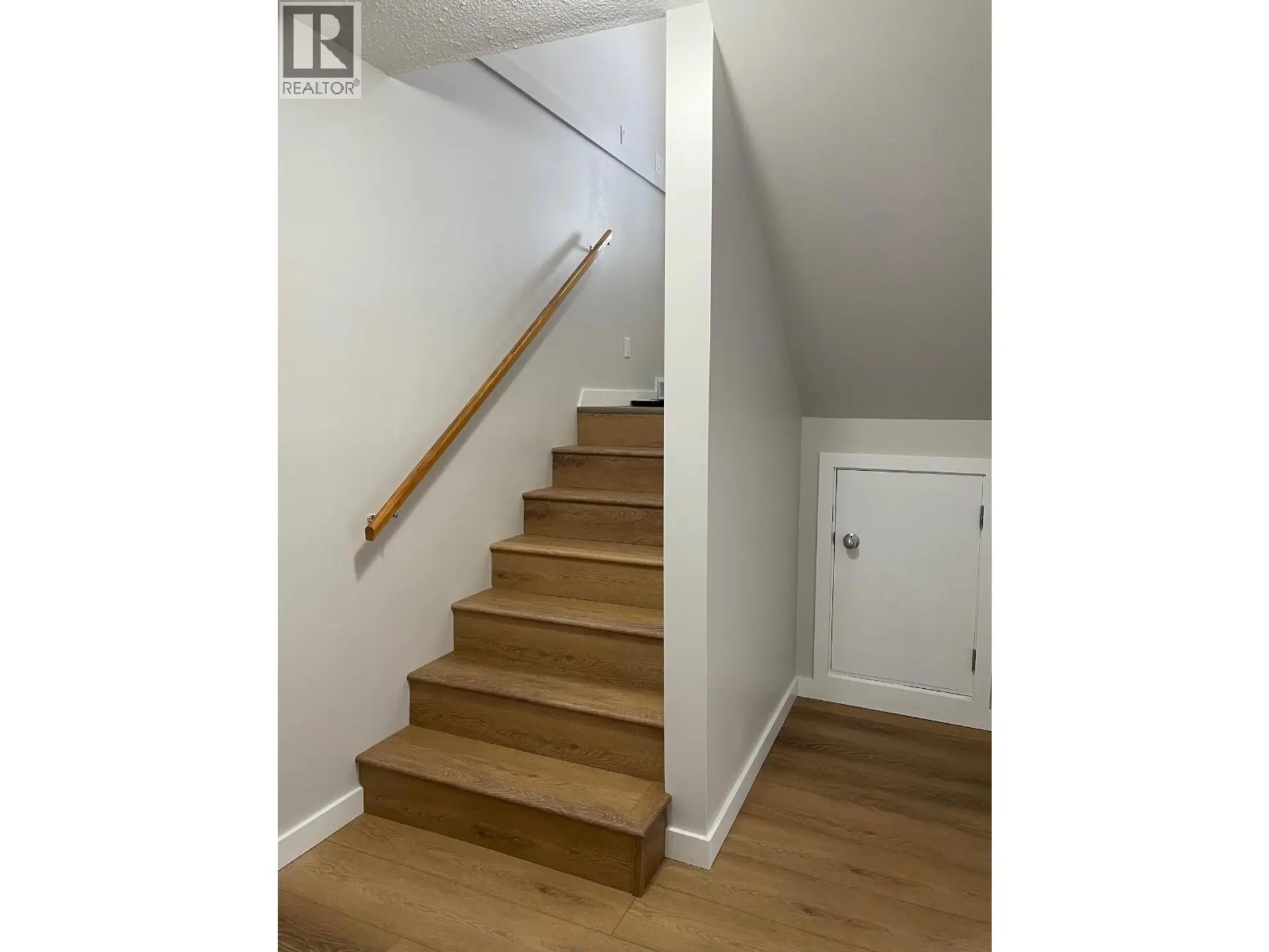 Property at 3924 E 53 AVENUE, Fort Nelson, BC