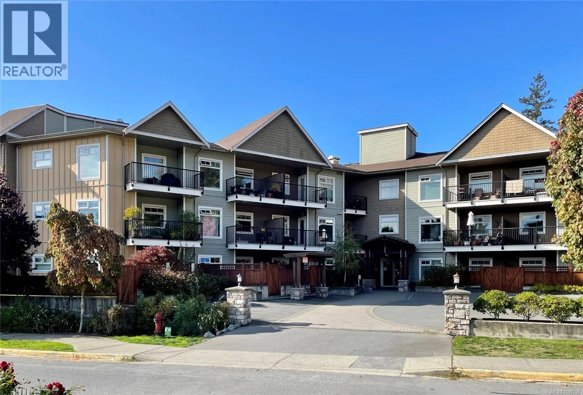 Property at #214 21 Conard St, View Royal, BC