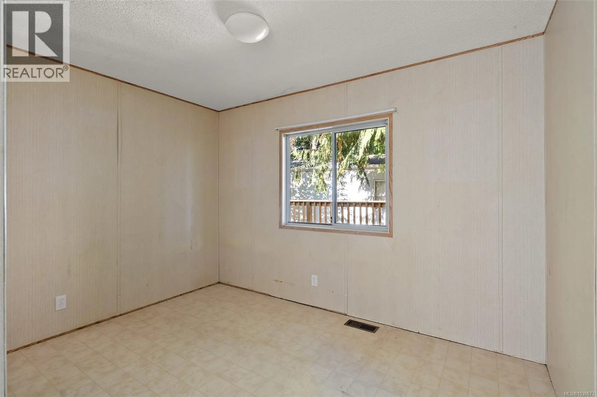 Property at #5 2741 STAUTW RD, Central Saanich, BC