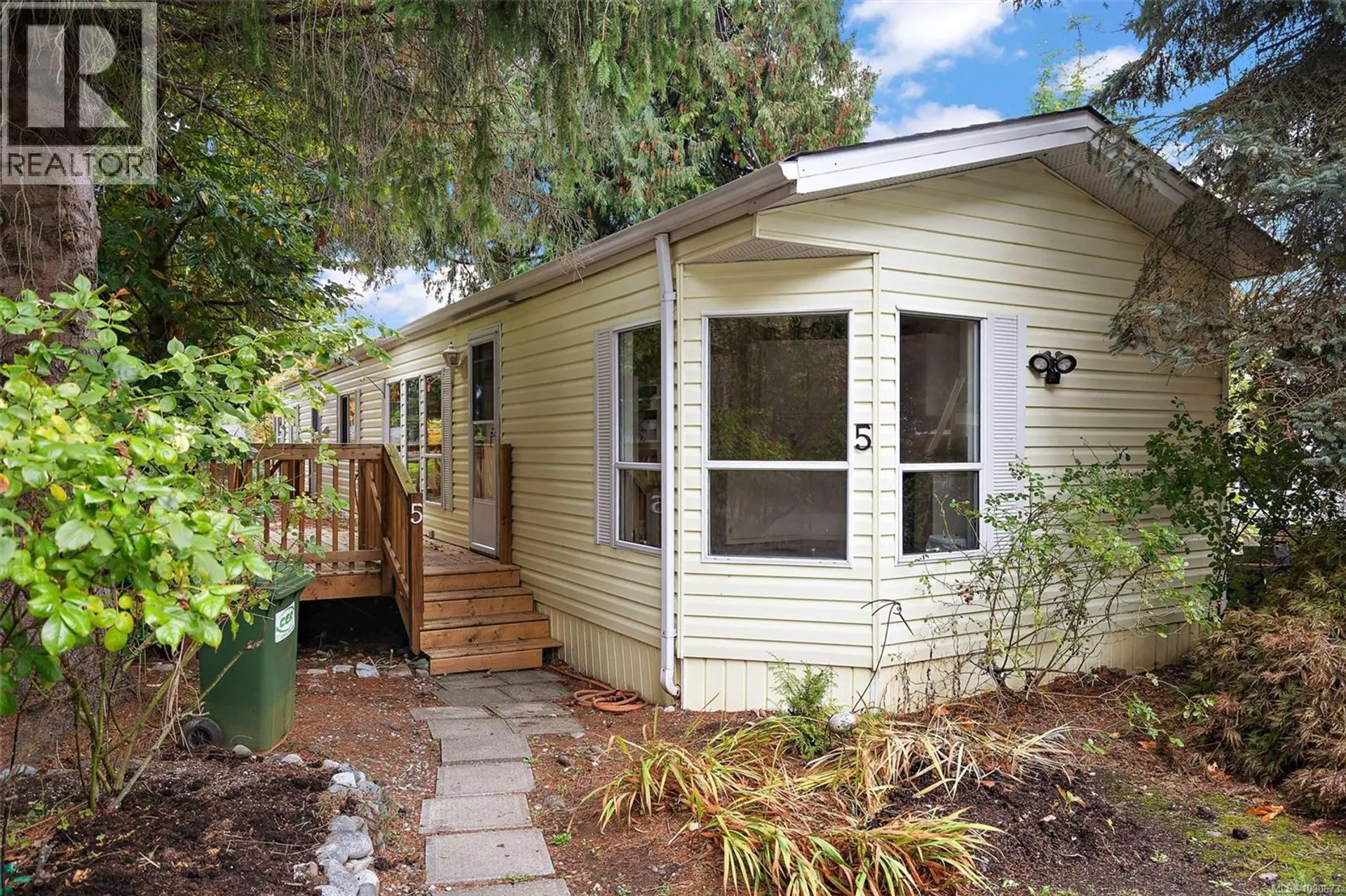 Property at #5 2741 STAUTW RD, Central Saanich, BC