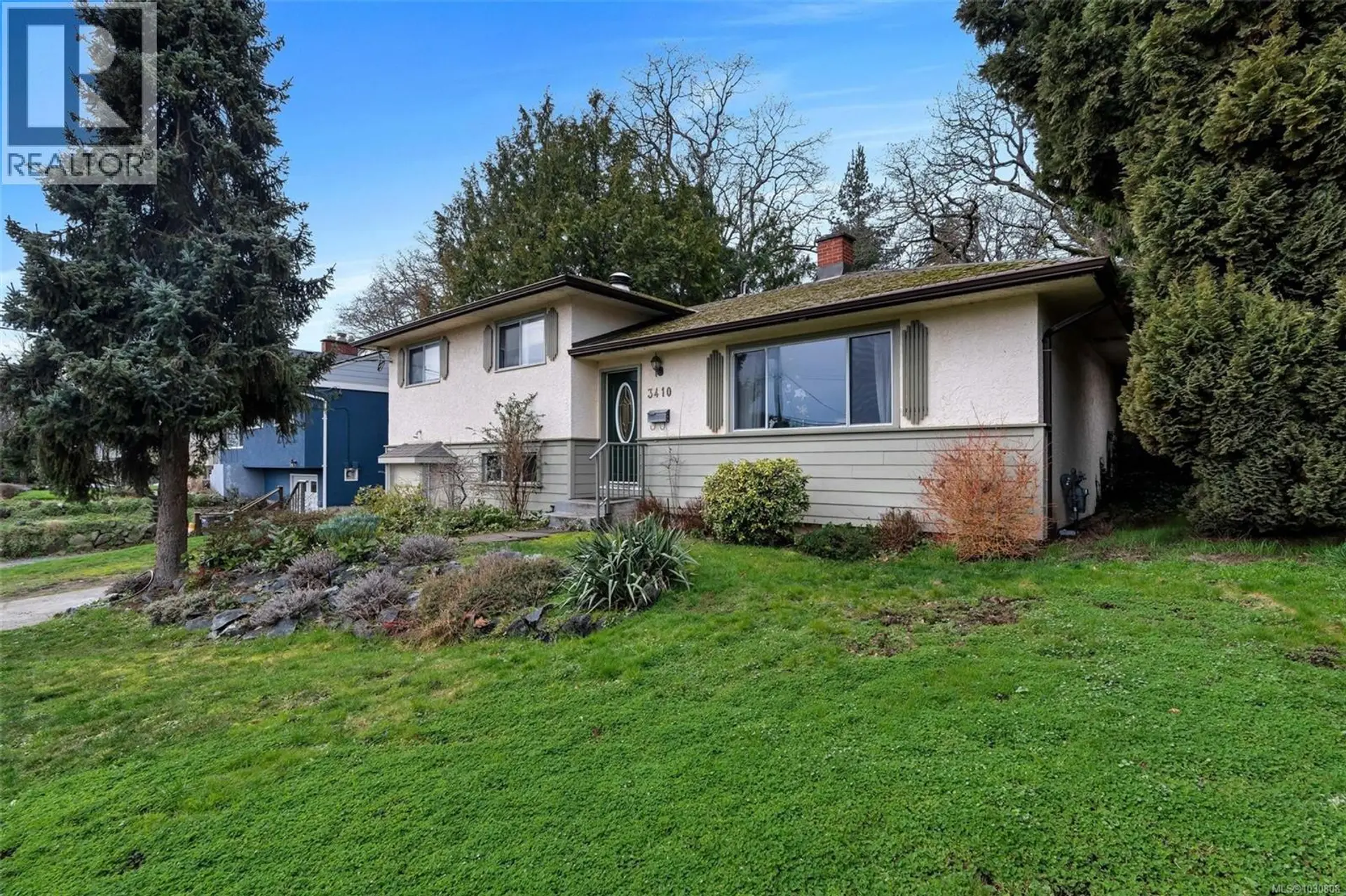 Property at 3410 Browning St, Saanich, BC
