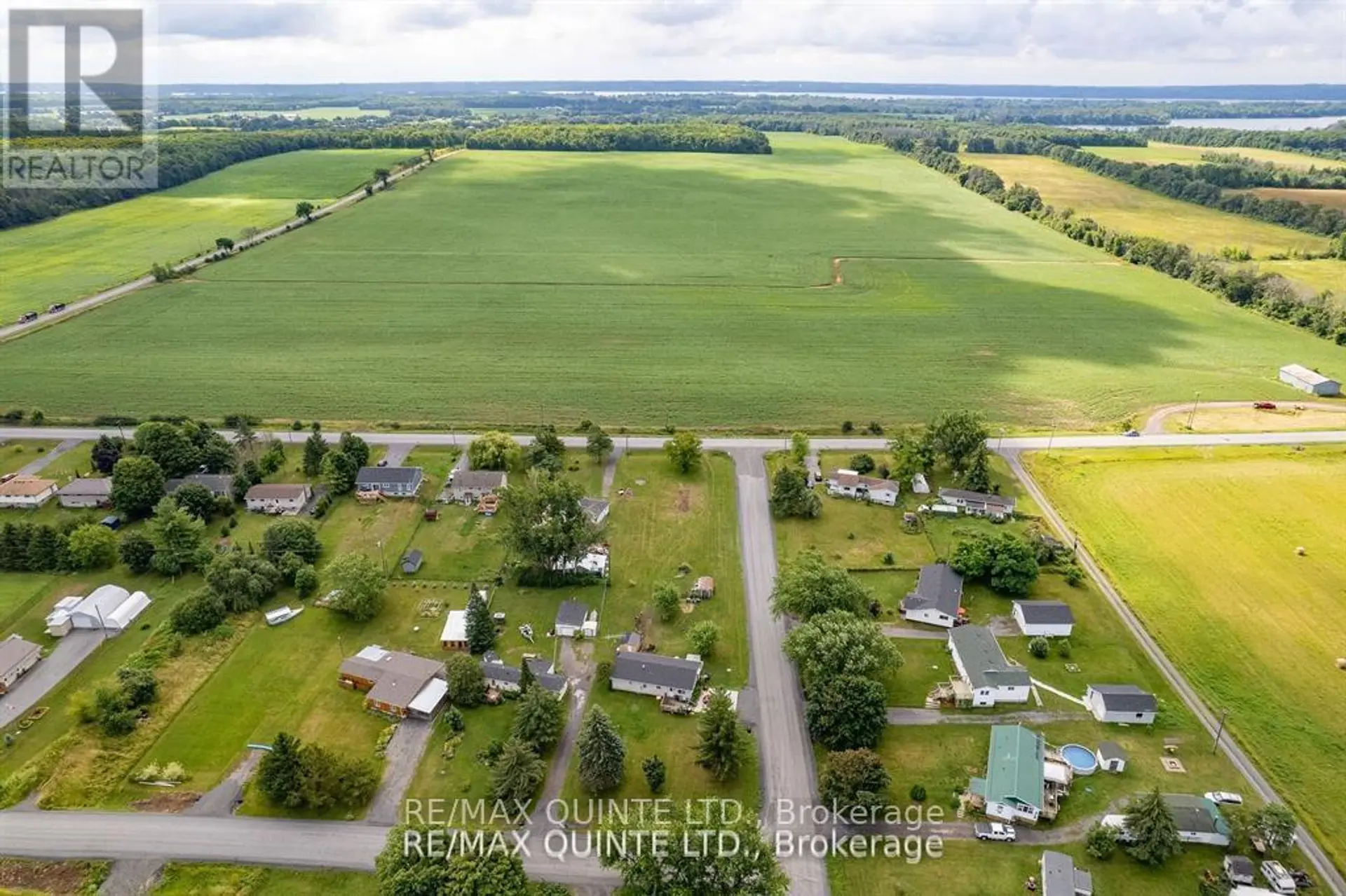 00 MOORE AVENUE - Image 6