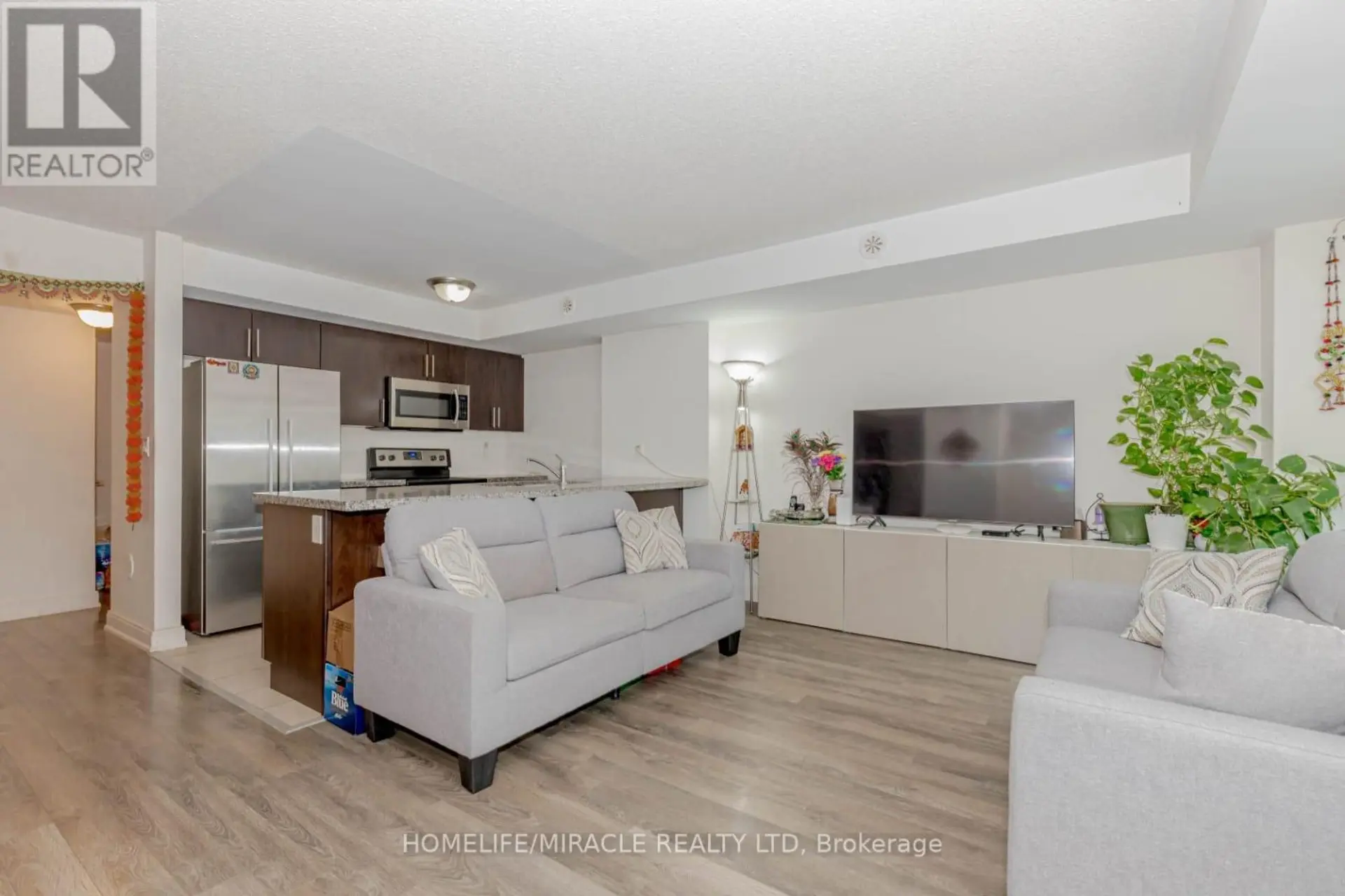 #29 100 DUFAY ROAD - Image 13