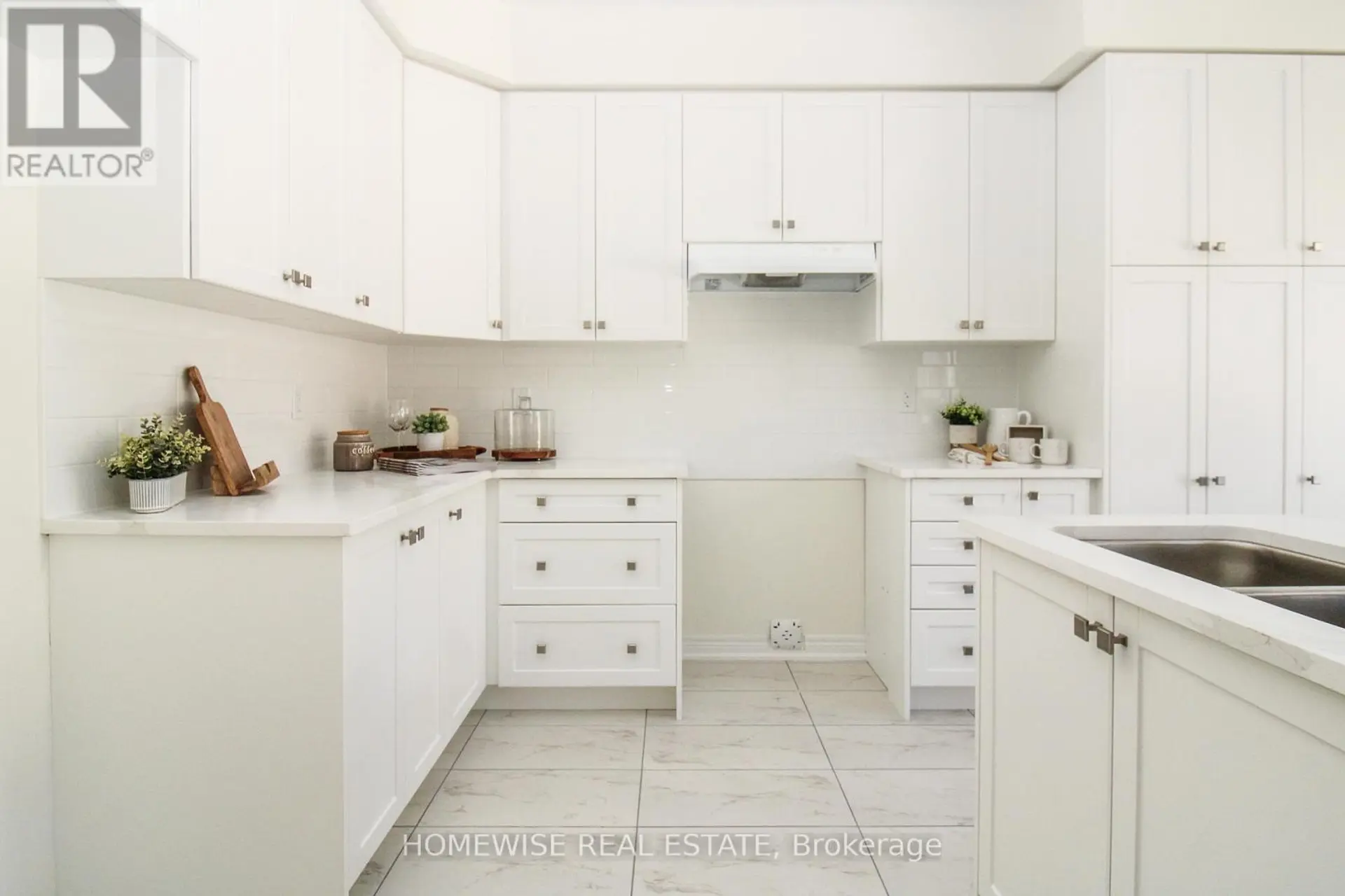 510 CLAYTON AVENUE - Image 5