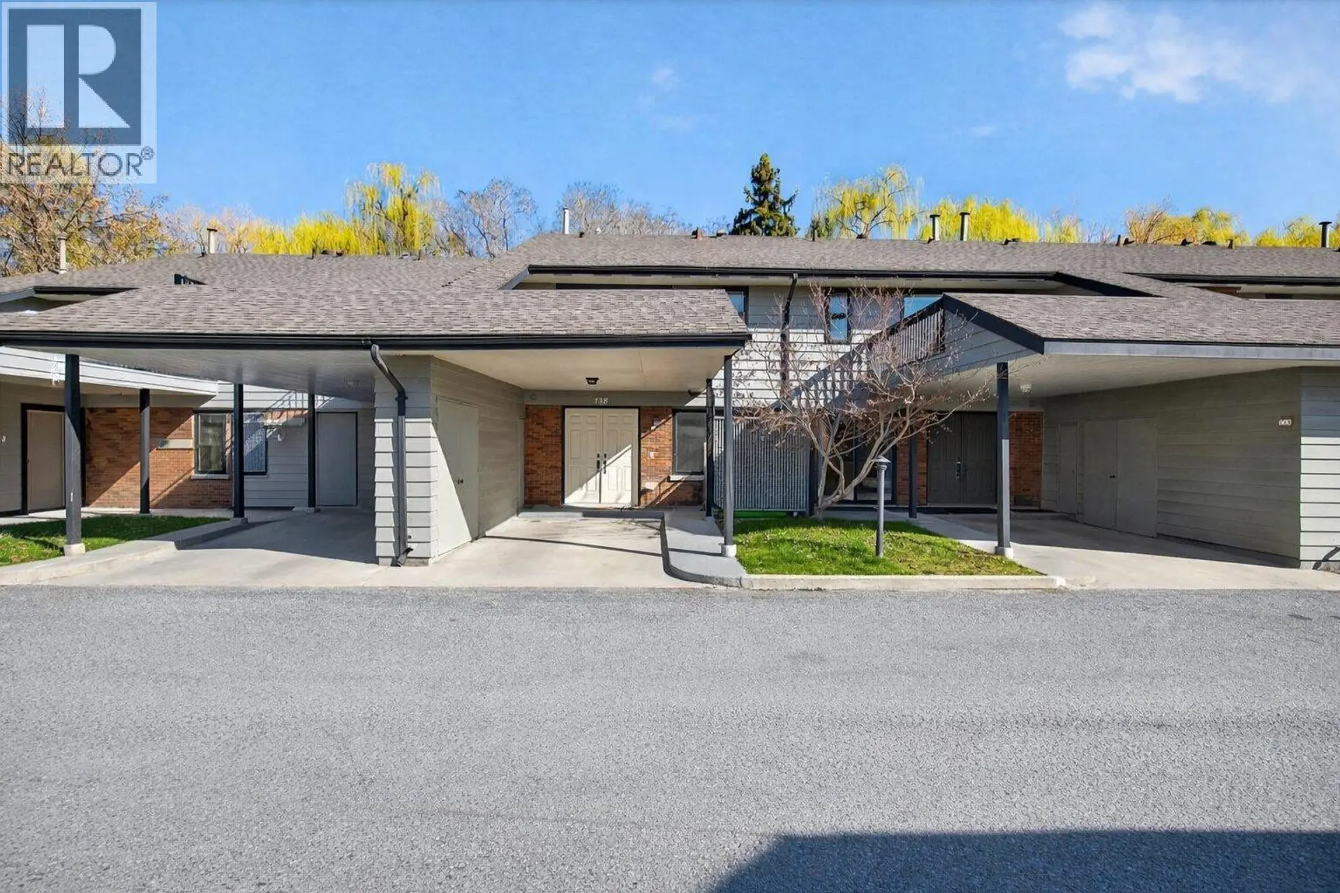 Property at #138 1050 Springfield Road, Kelowna, BC