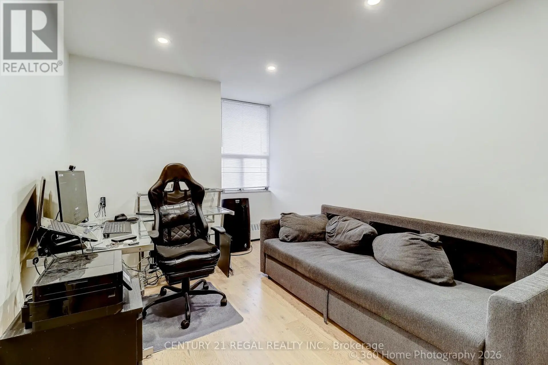 #1603 25 SUNRISE AVENUE - Image 8