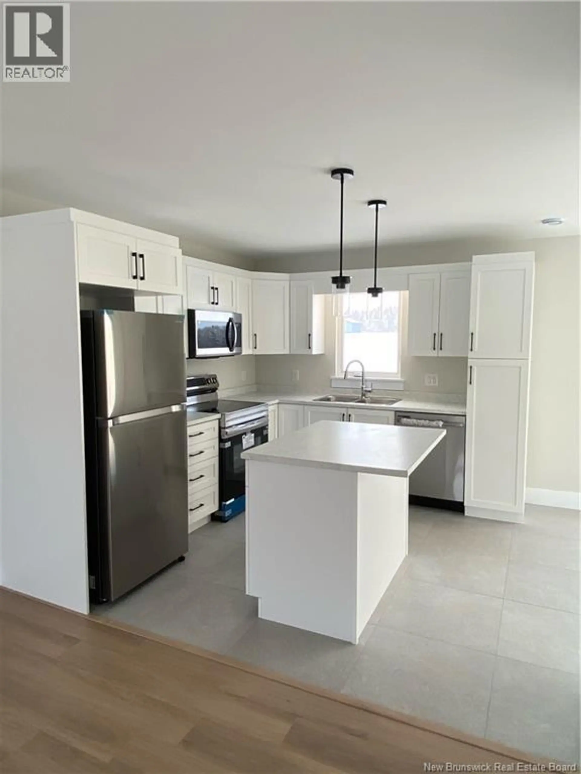 240 MacCoun Street - Image 6