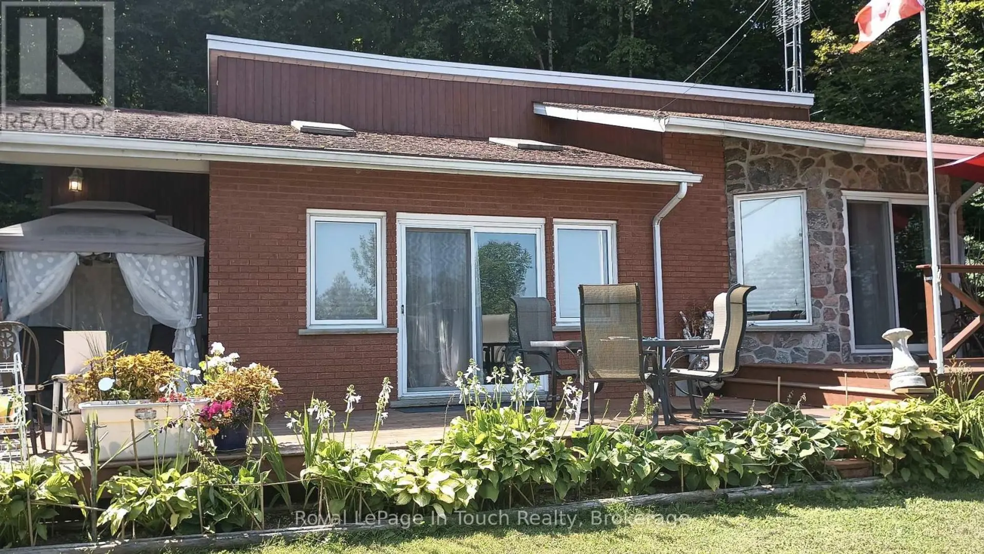 468 CHAMPLAIN ROAD - Image 6