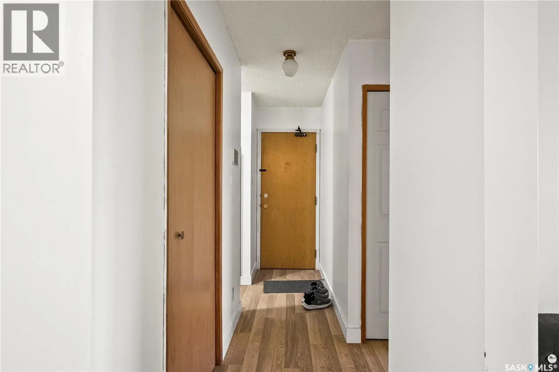 #201 215 Kingsmere BOULEVARD - Image 13