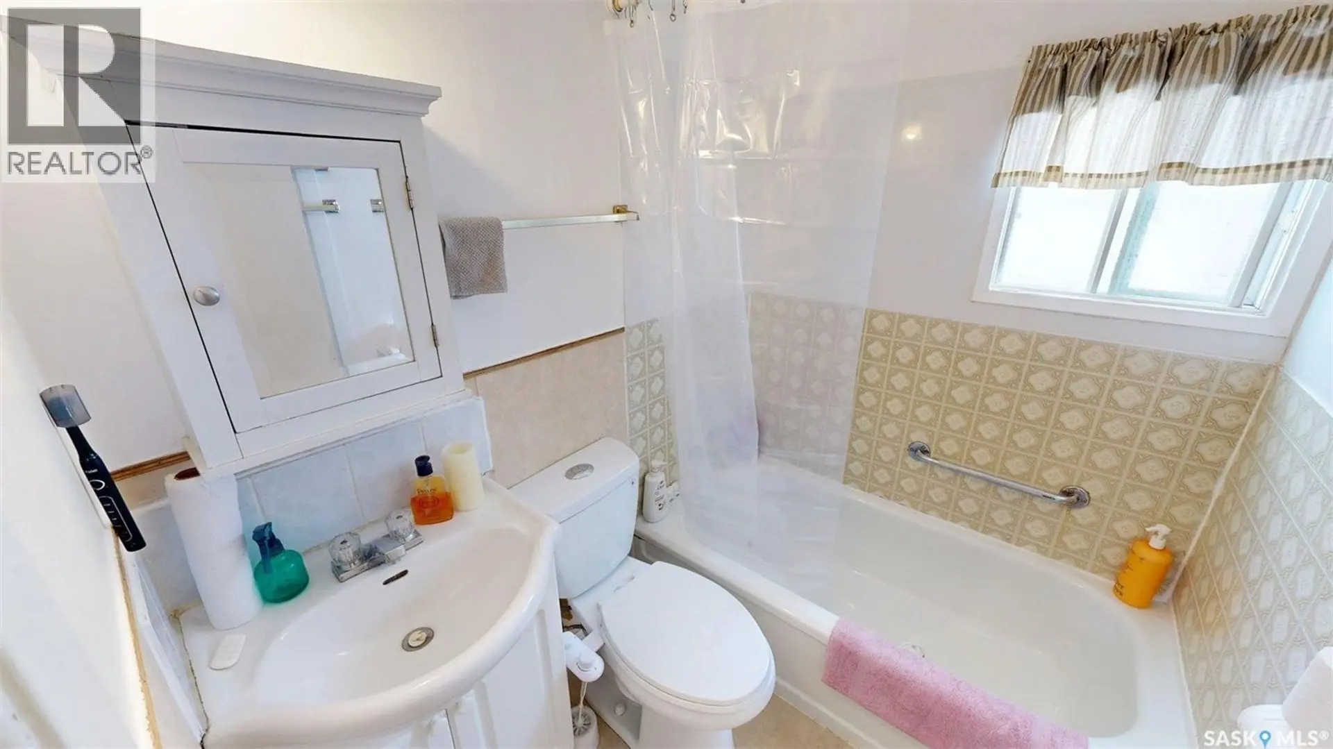 1603 13TH STREET W - Image 8