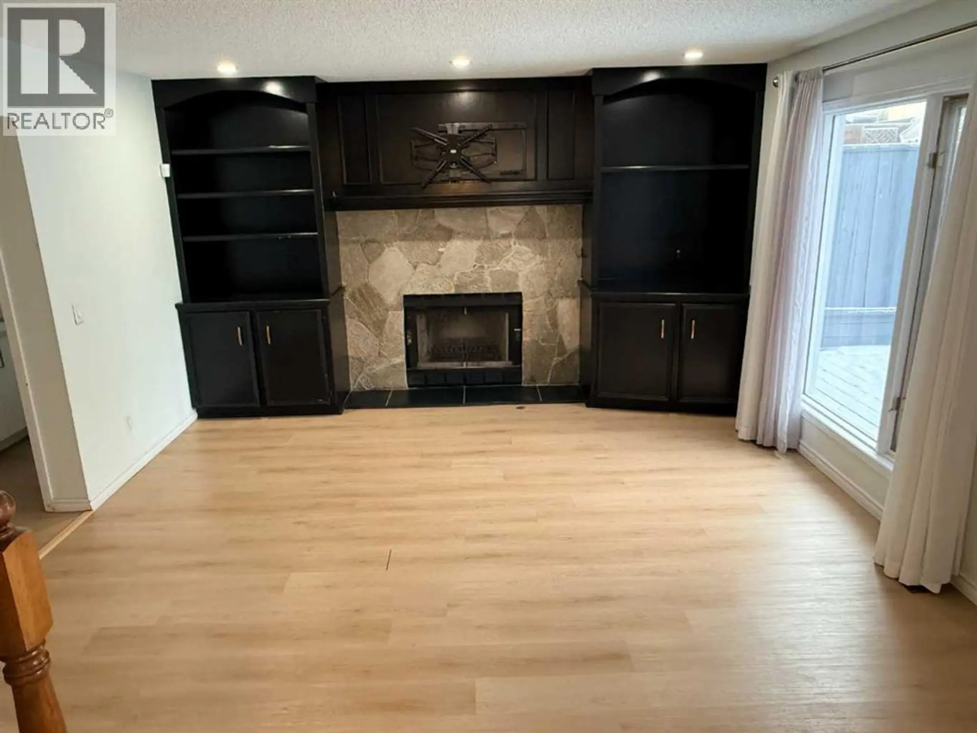 651 MACEWAN DRIVE NW - Image 6