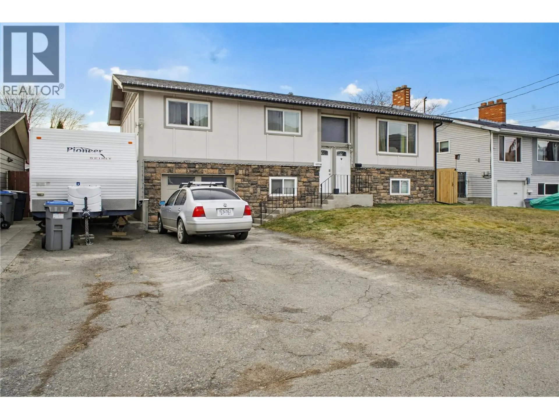 Property at 1271 KIMBERLEY Crescent, Kamloops, BC