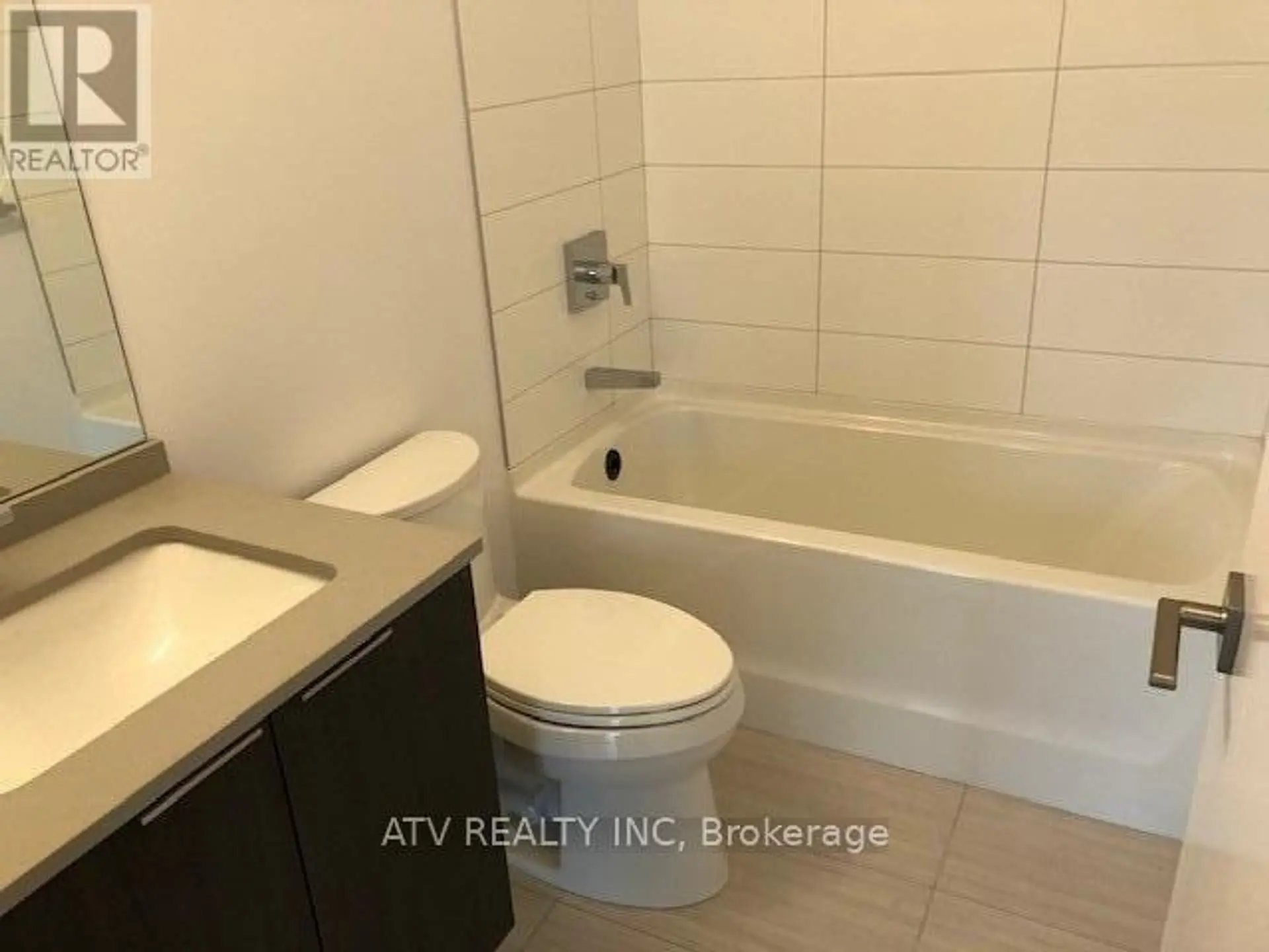 #TH17 10 BRIN DRIVE - Image 6