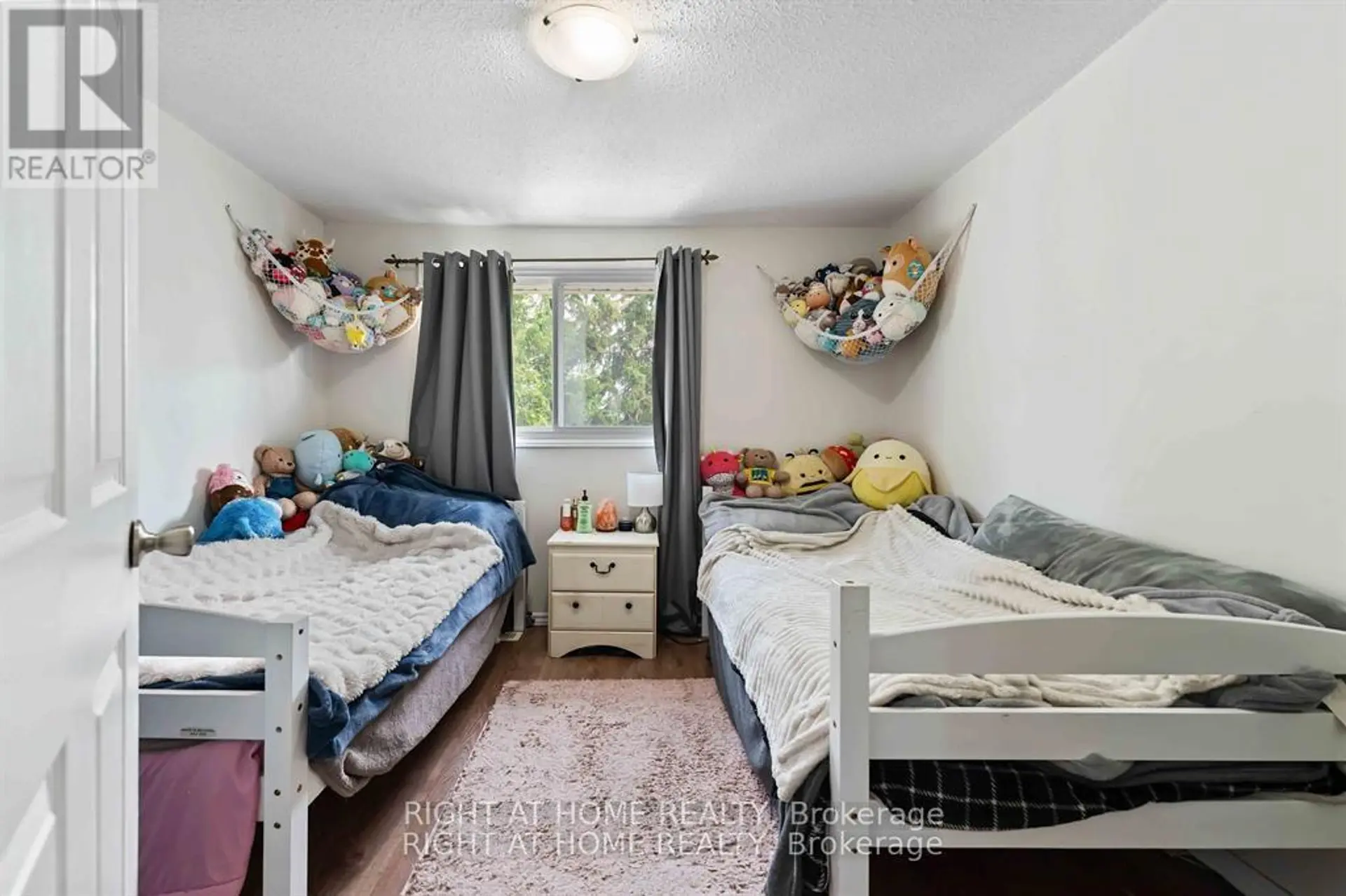 #21 5 HADLEY CIRCLE - Image 13