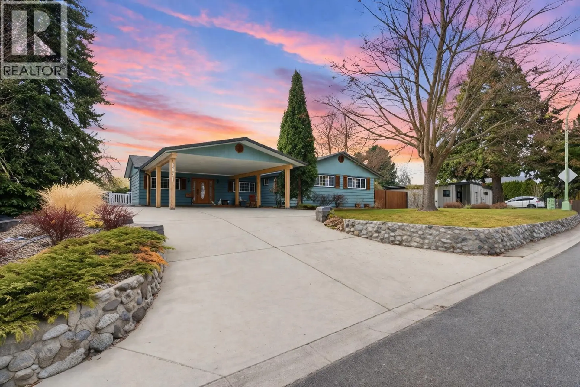 Property at 1641 Mountain Avenue, Kelowna, BC