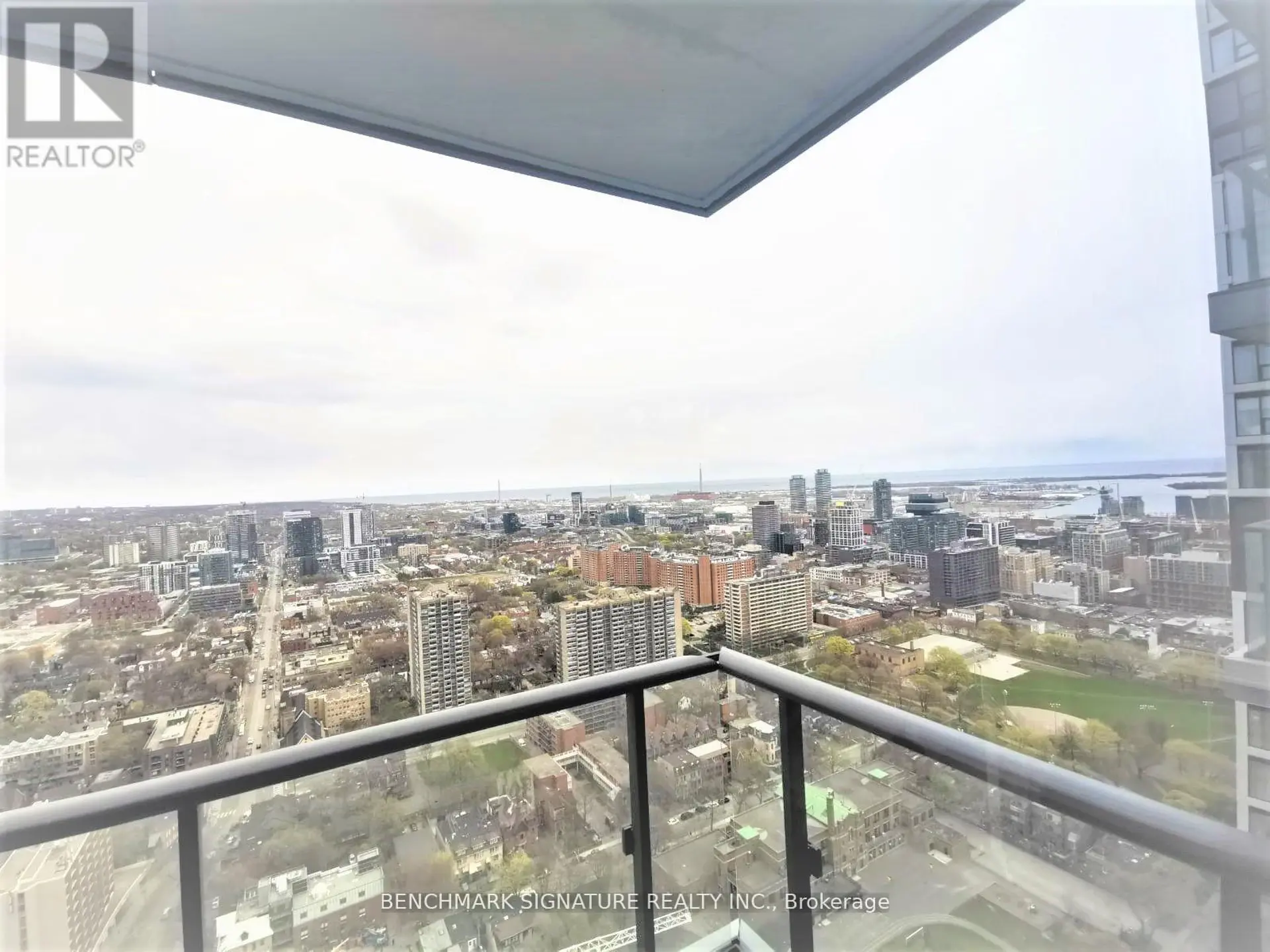 #4015 251 JARVIS STREET - Image 1