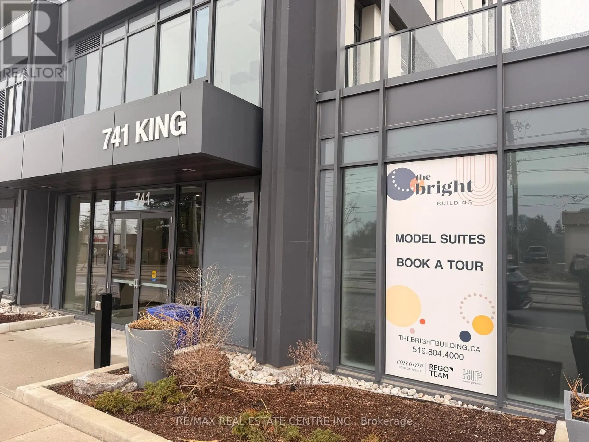 #301 741 KING STREET W - Image 2
