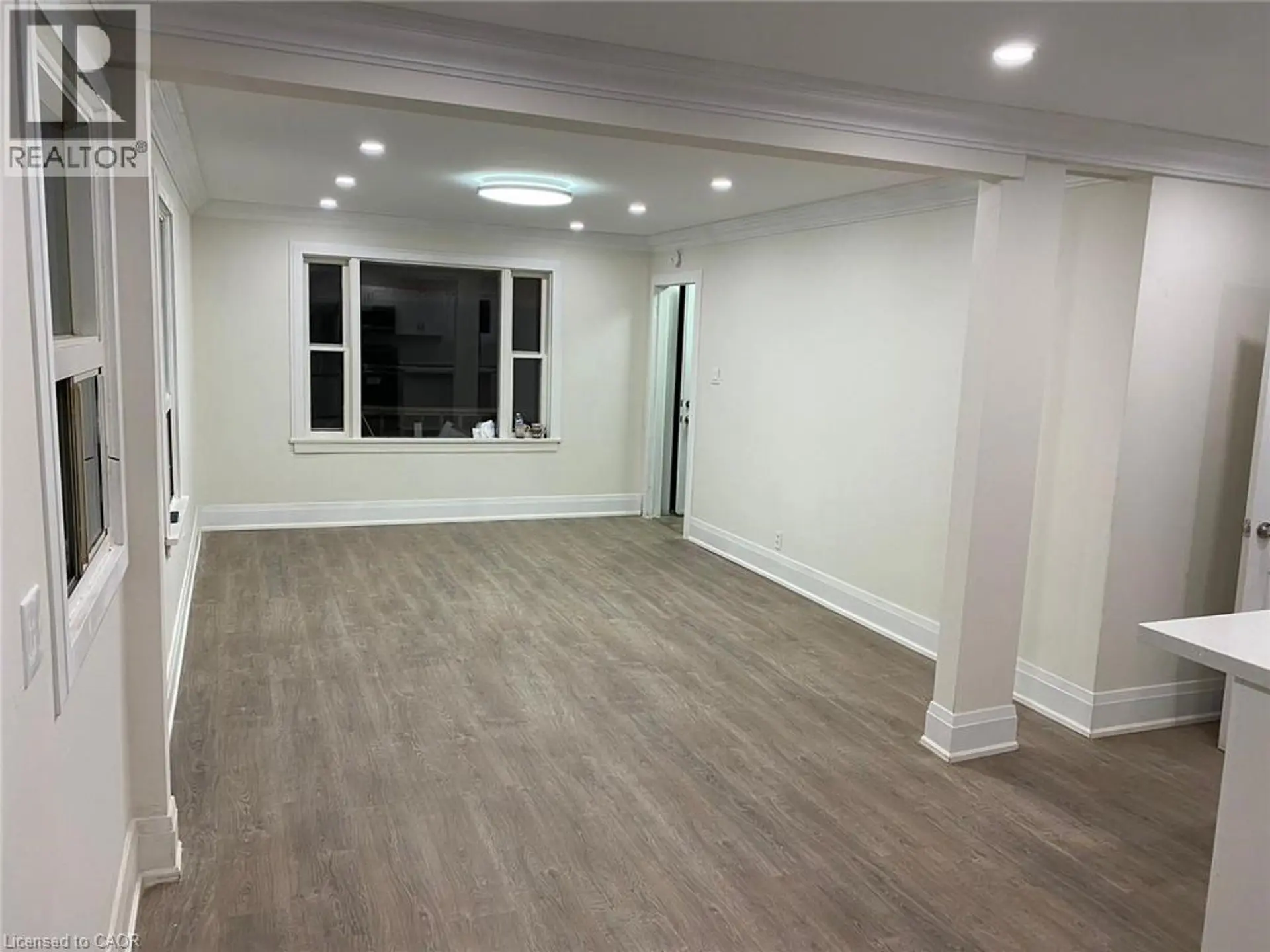 40 BARTLETT STREET - Image 10