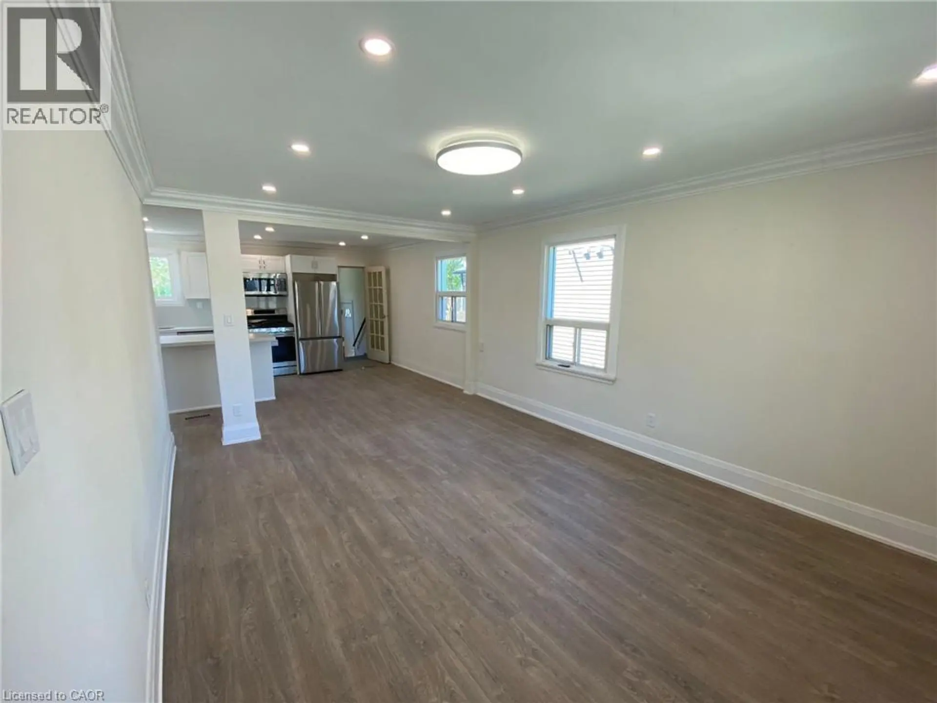 40 BARTLETT STREET - Image 11