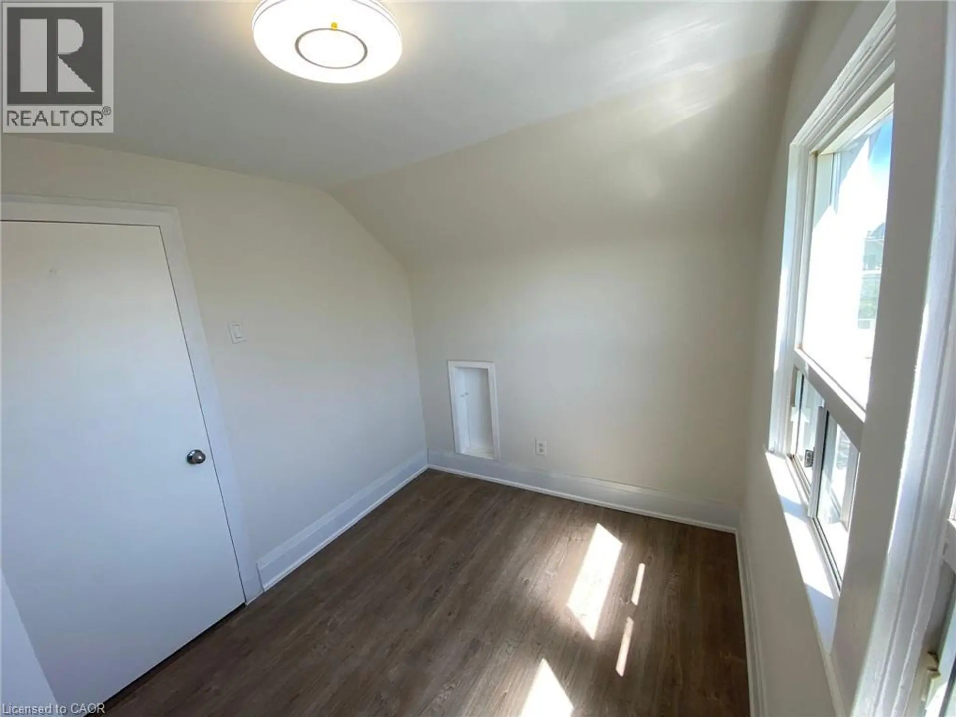 40 BARTLETT STREET - Image 14