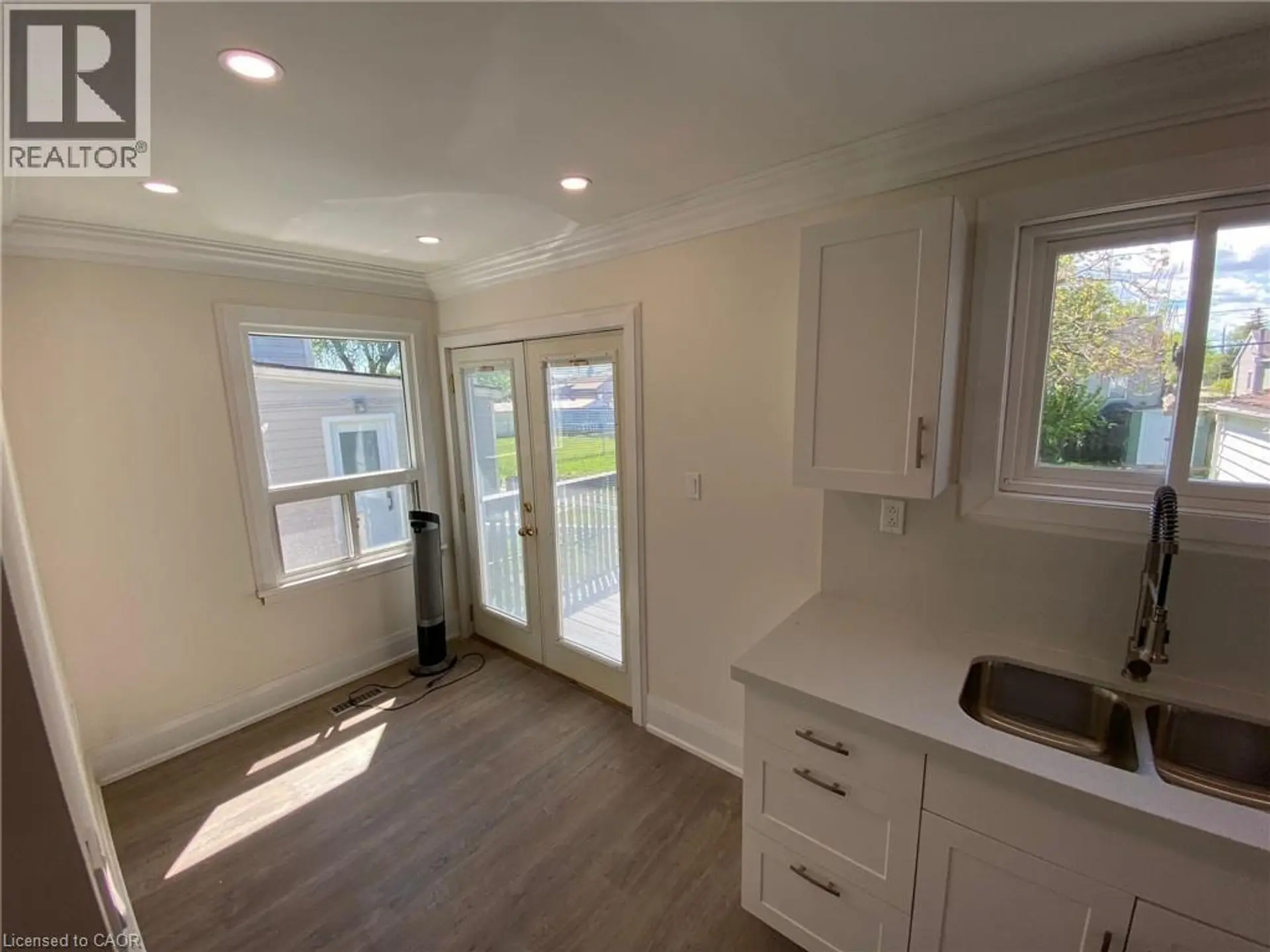 40 BARTLETT STREET - Image 6