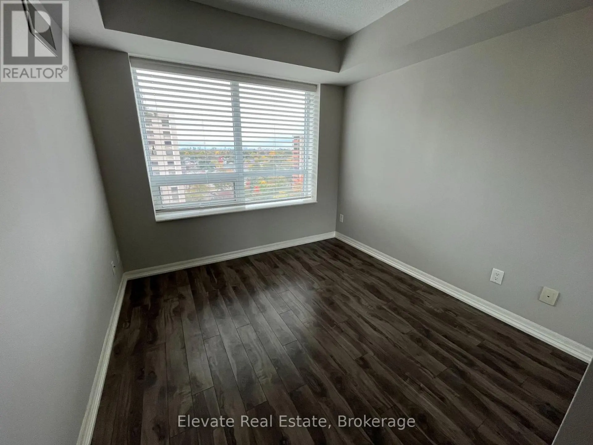 #1009 1403 ROYAL YORK ROAD - Image 8