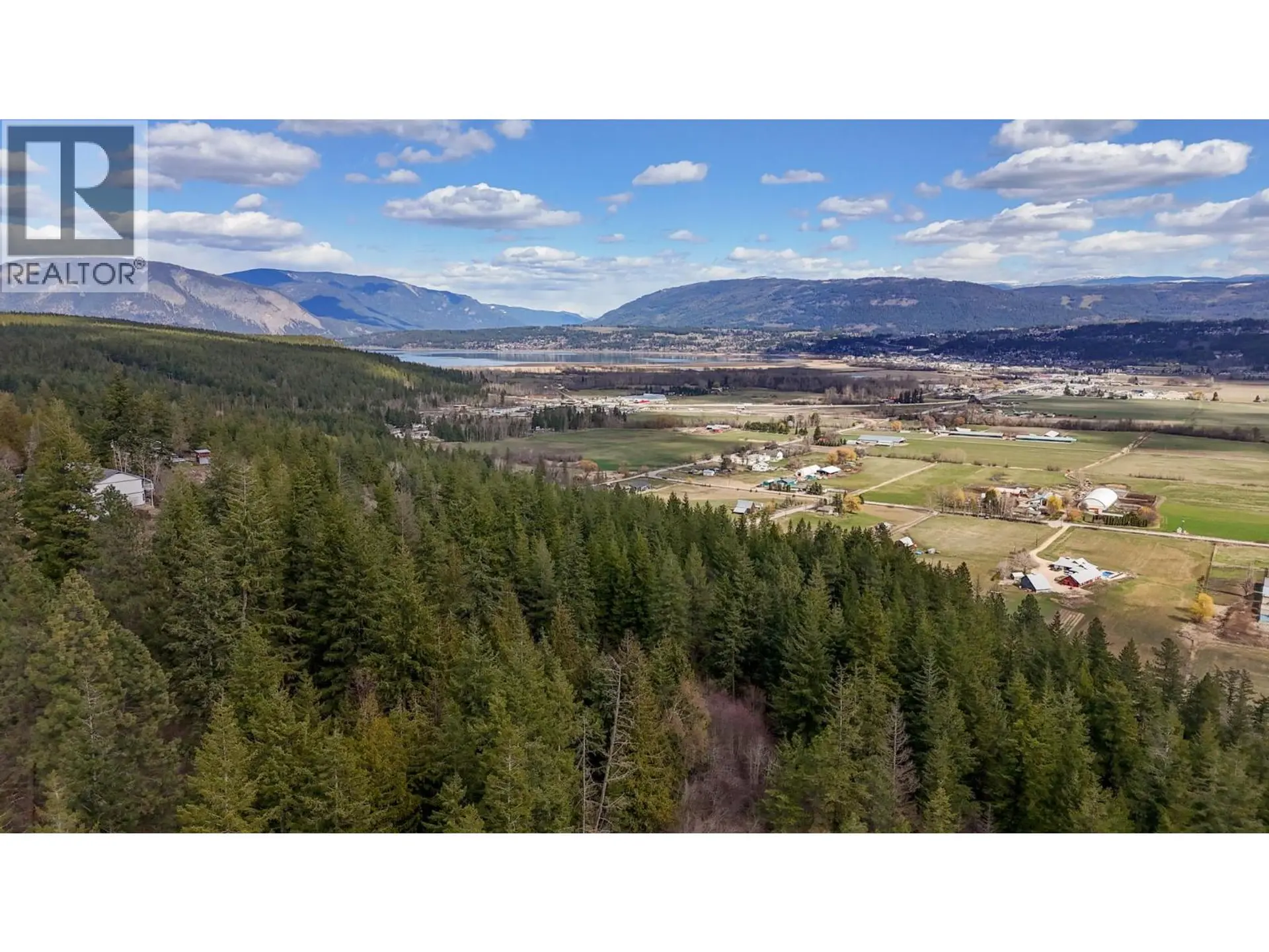 Property at 1600 STREET SW, Salmon Arm, BC