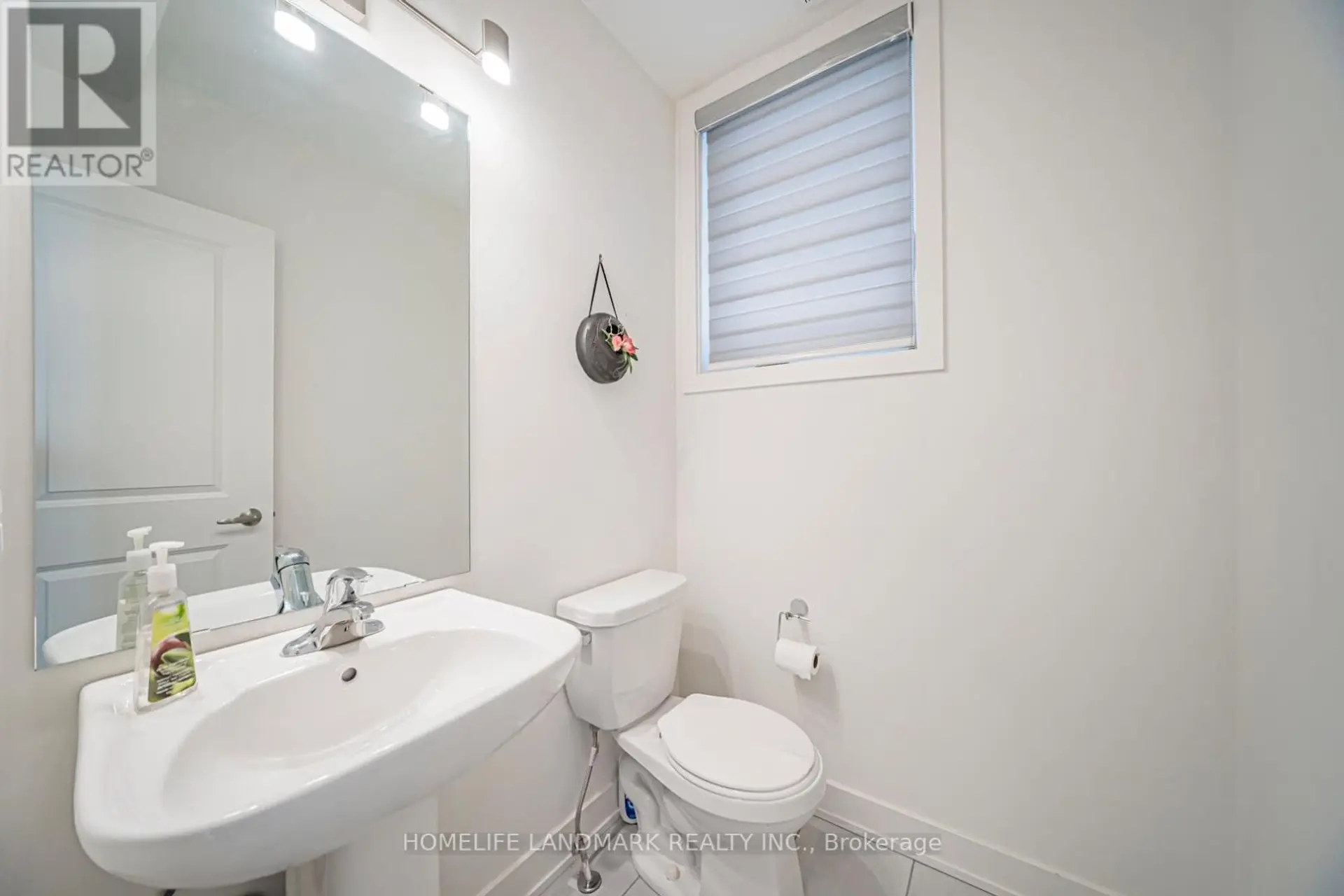 22 BENOIT STREET - Image 4