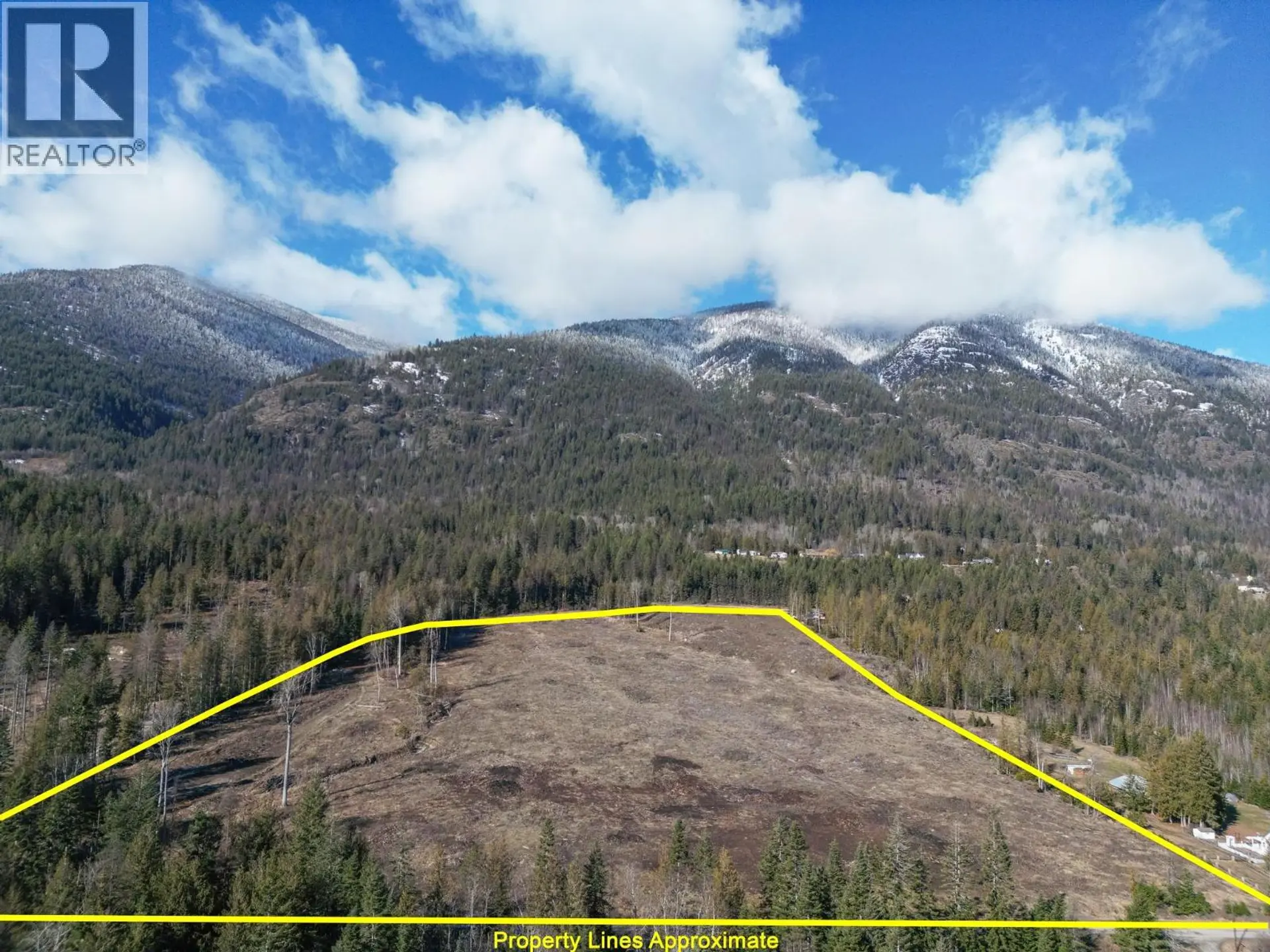 Property at LOT B WEST CRESTON ROAD, Creston, BC