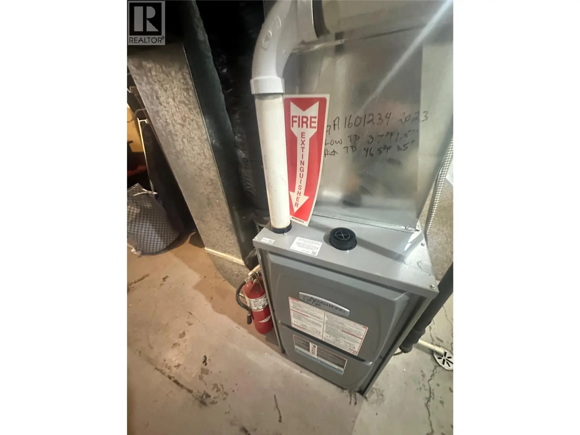 Property at 5301 44A AVENUE NW, Chetwynd, BC