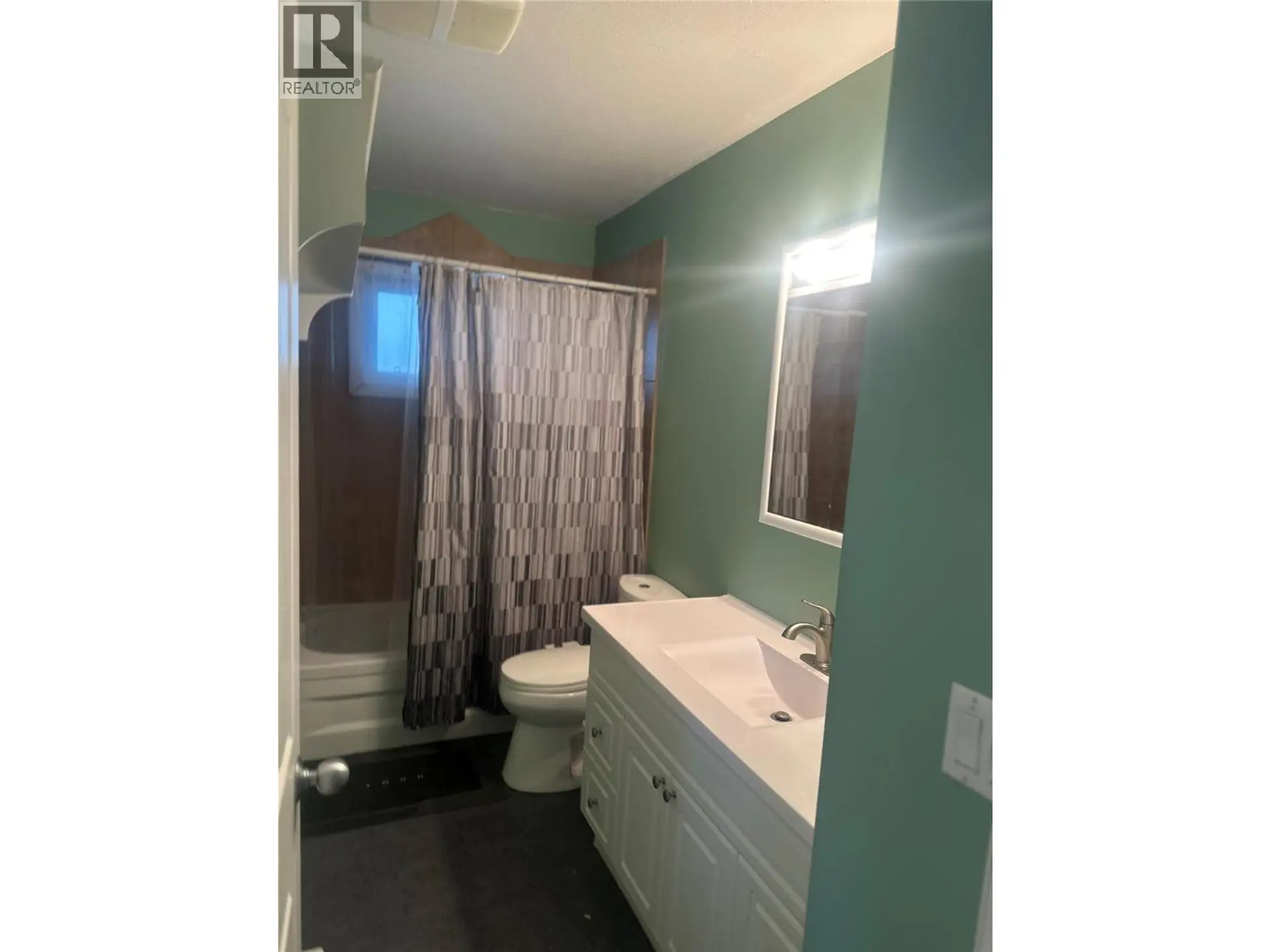 Property at 5301 44A AVENUE NW, Chetwynd, BC