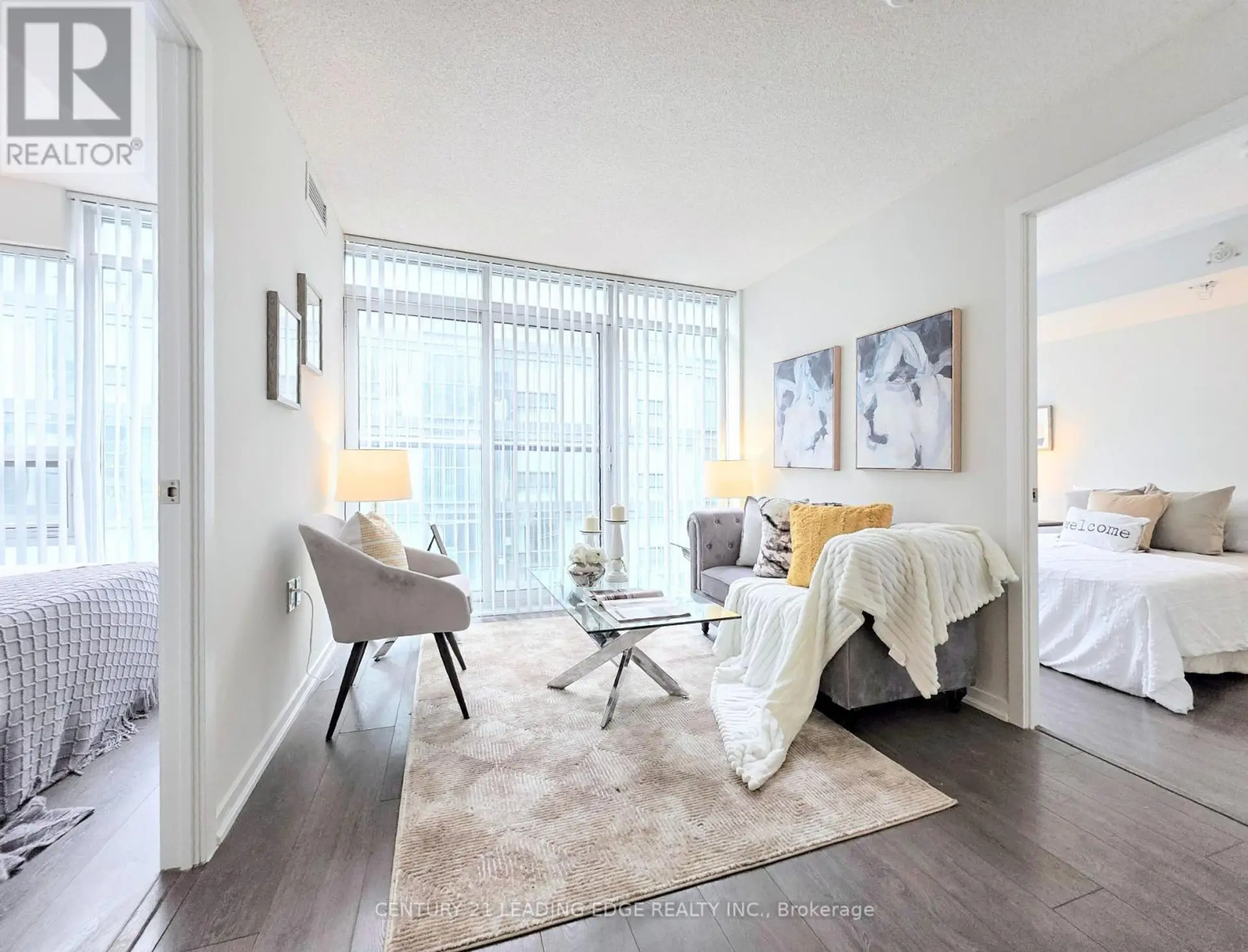 #1907E 36 LISGAR STREET - Image 4