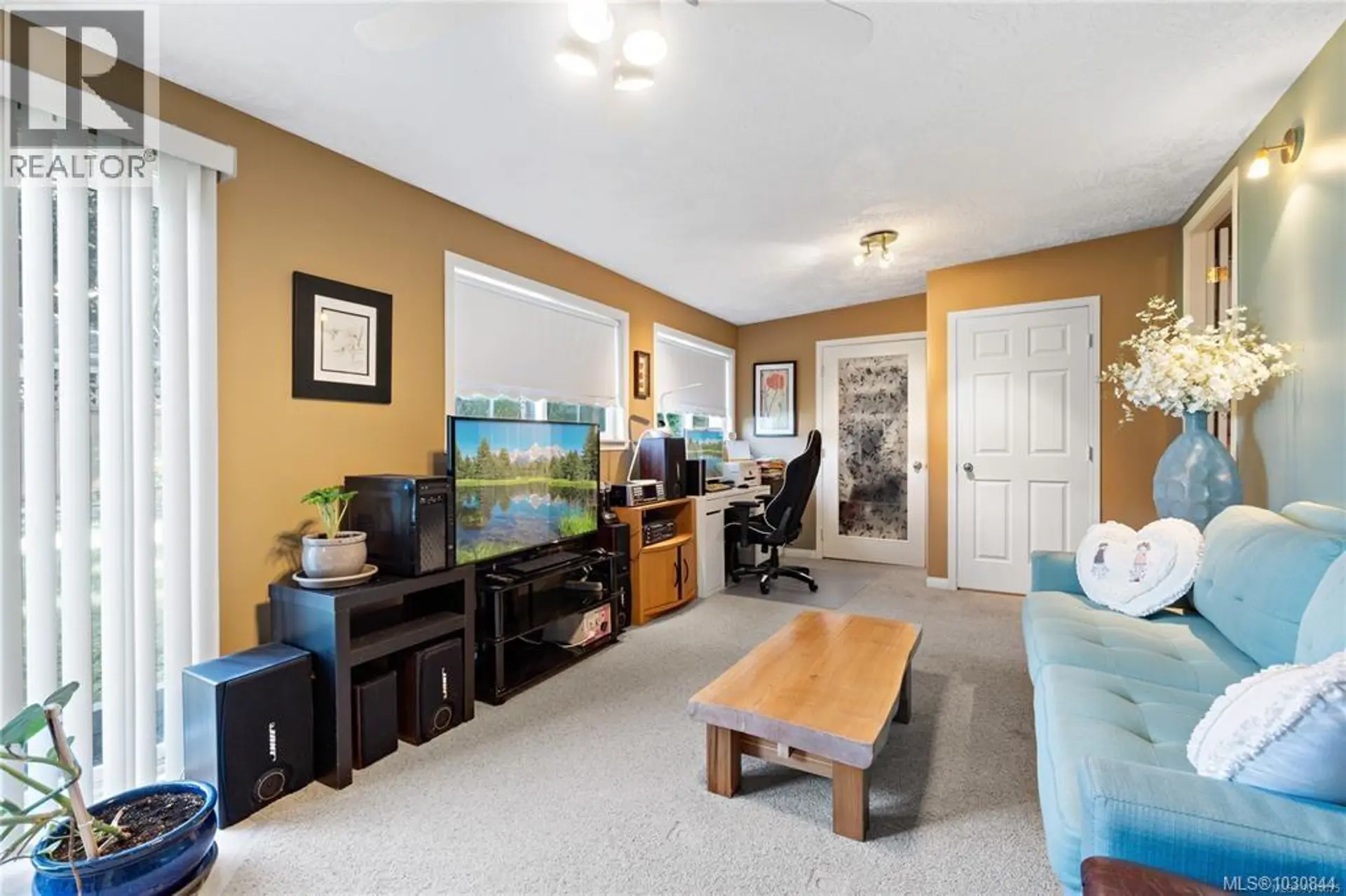 Property at 3812 KING ARTHUR DR, Nanaimo, BC