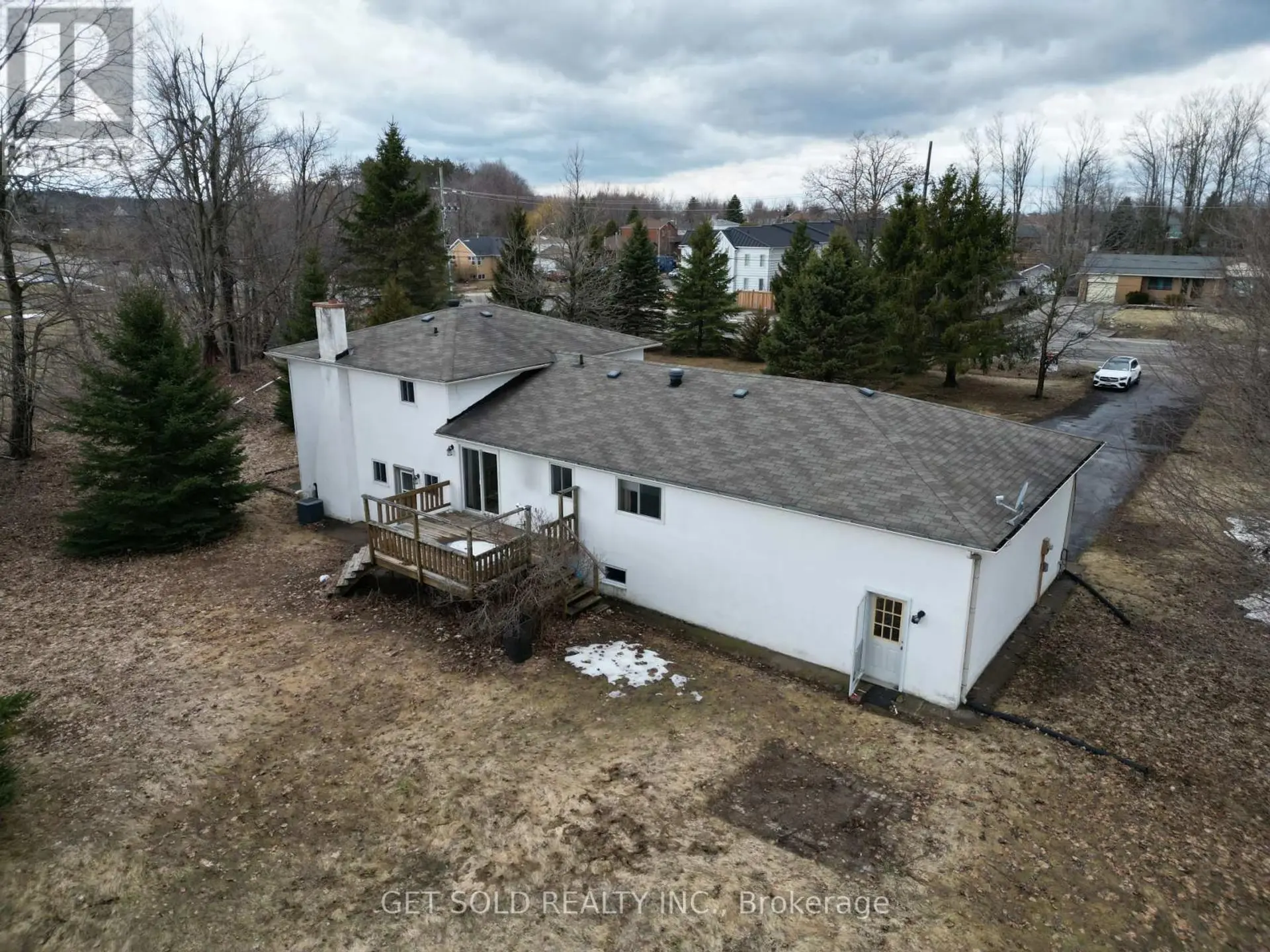 780 ESSA ROAD E - Image 2