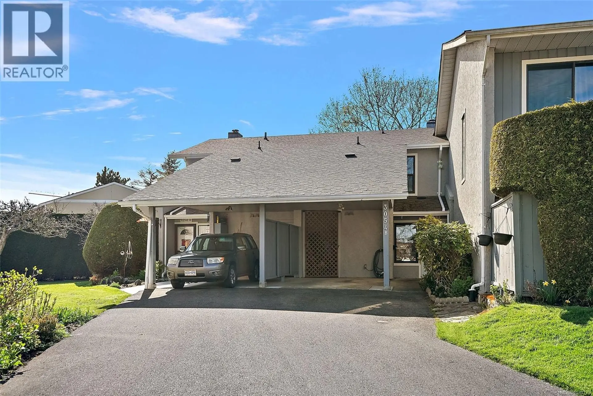 Property at #B 3054 Washington Ave, Victoria, BC