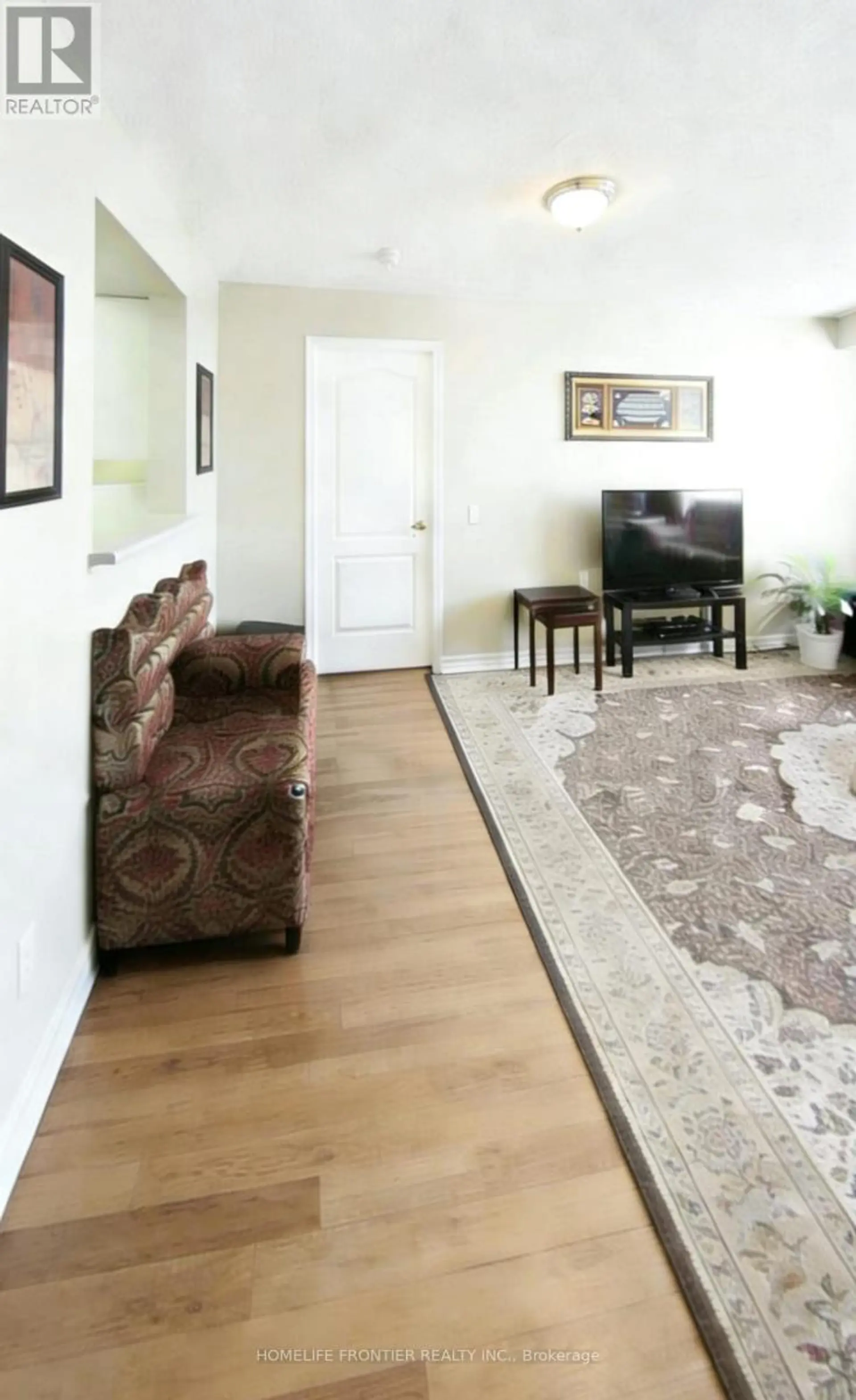 #611 3088 KENNEDY ROAD - Image 5