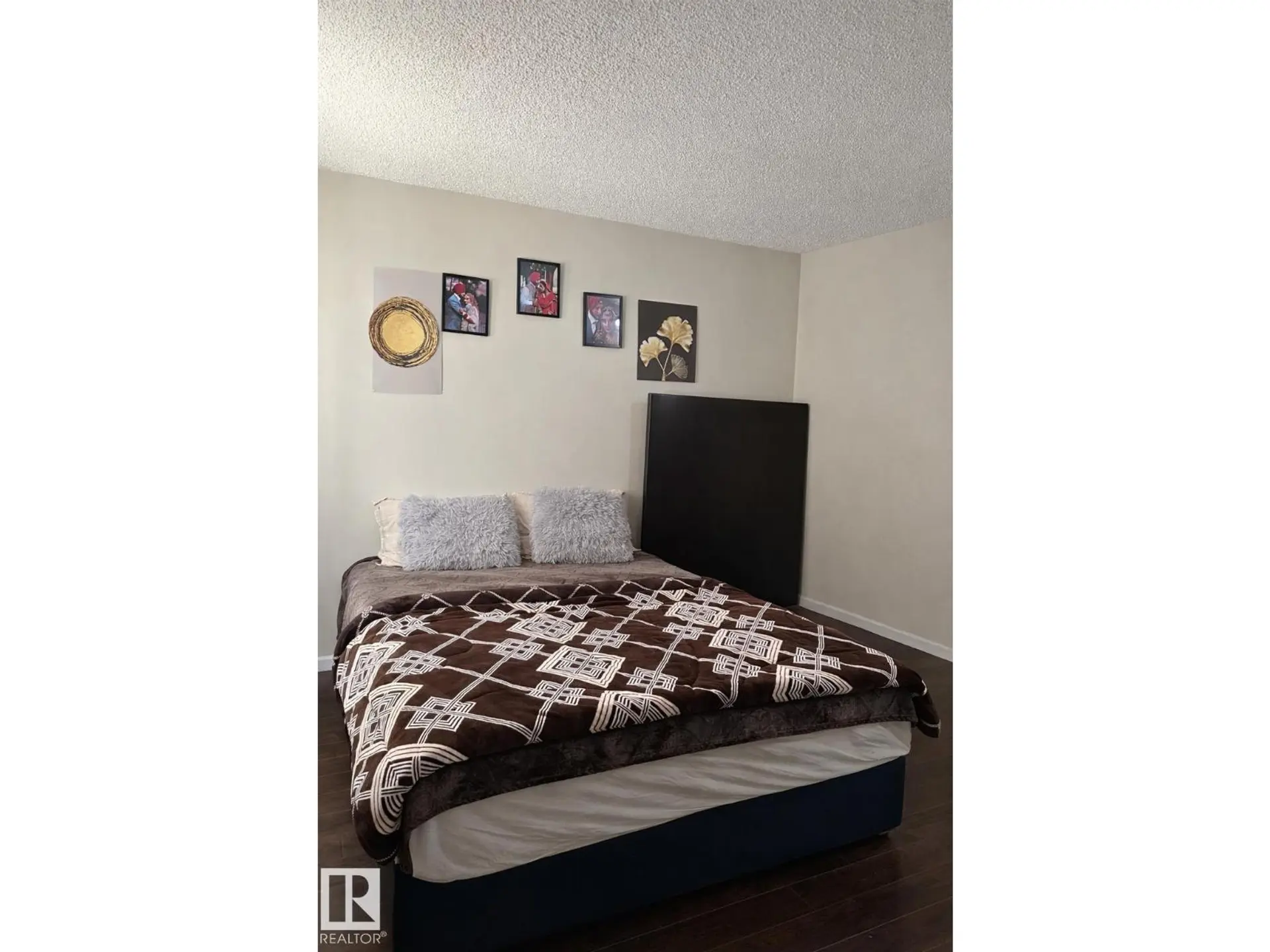 2624 MILLWOODS ROAD EAST NW NW - Image 7