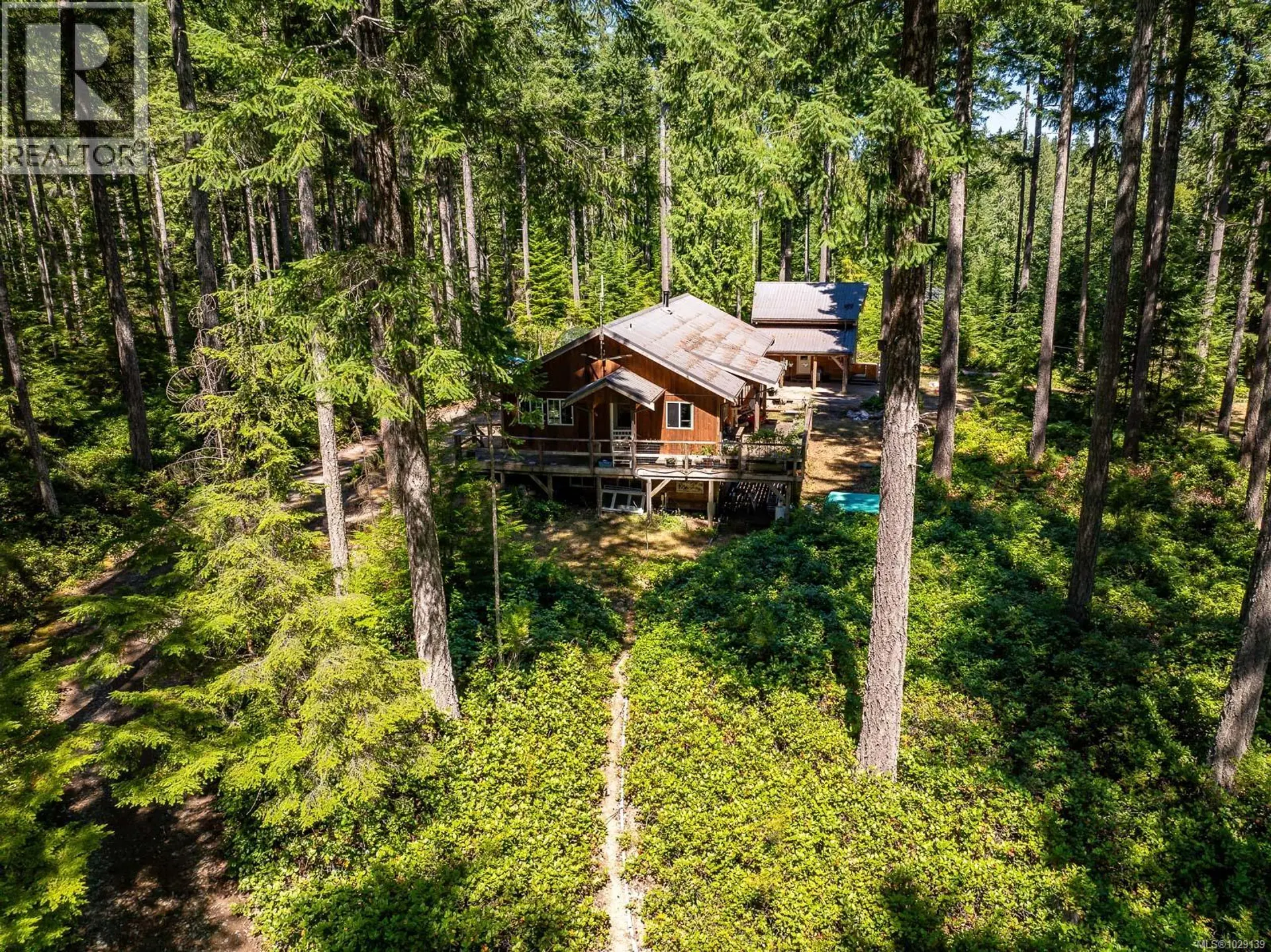 Property at 924 Siskin Lane, Cortes Island, BC