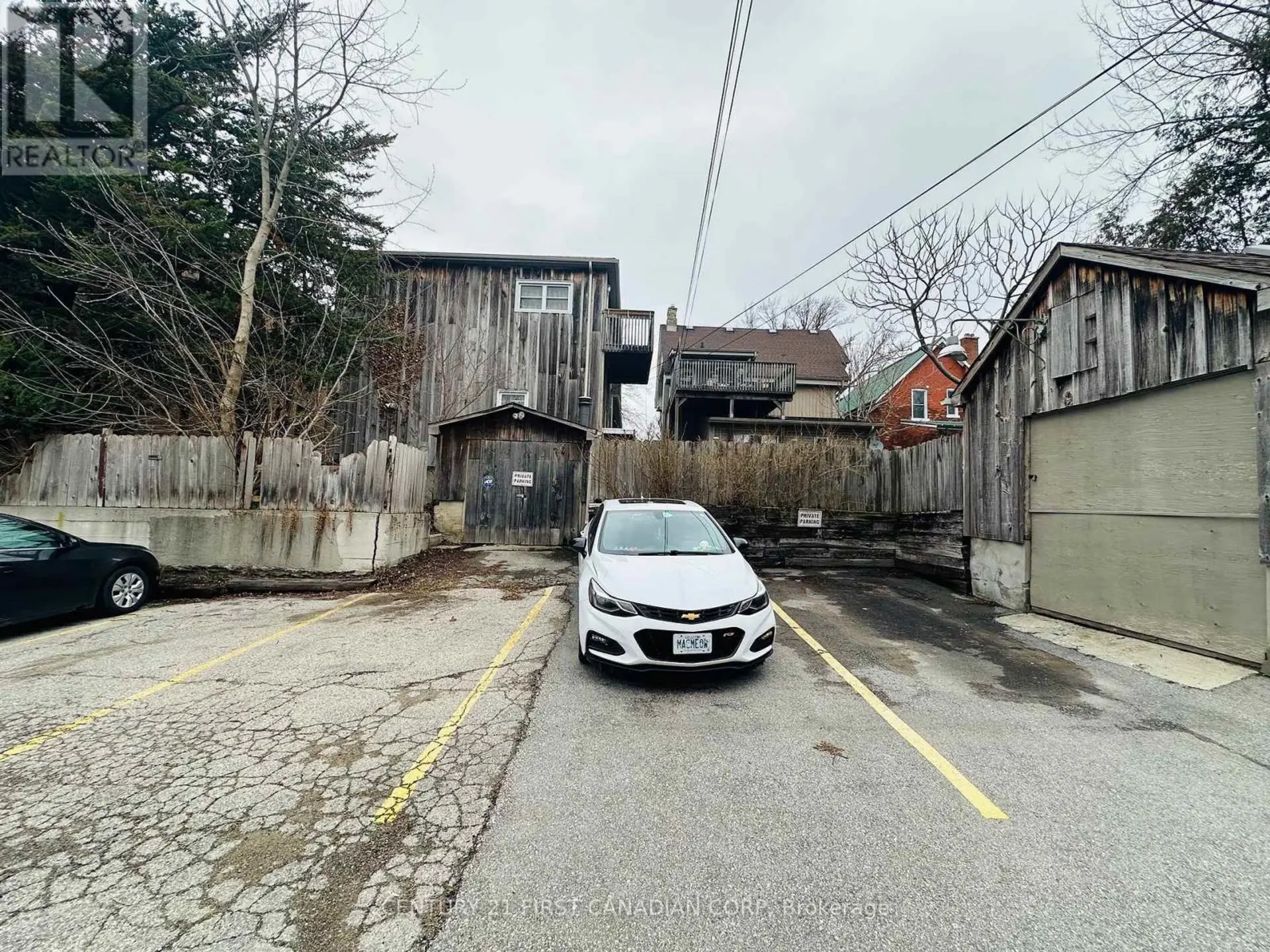 279 HILL STREET - Image 8